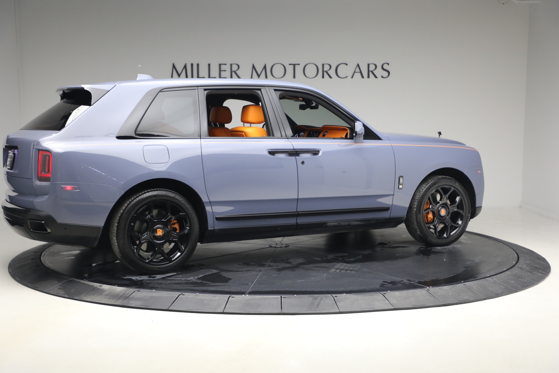 Used-2024-Rolls-Royce-Black-Badge-Cullinan