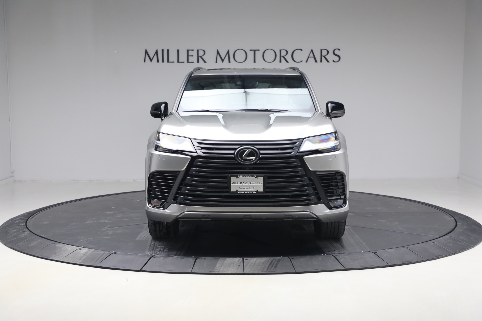 Used-2023-Lexus-LX-600-Luxury