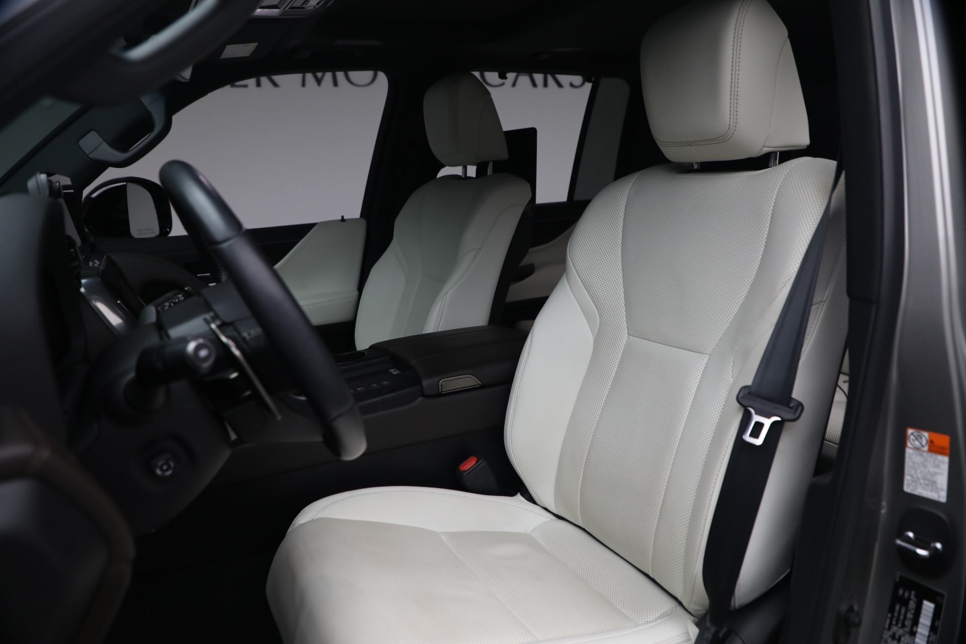 Used-2023-Lexus-LX-600-Luxury