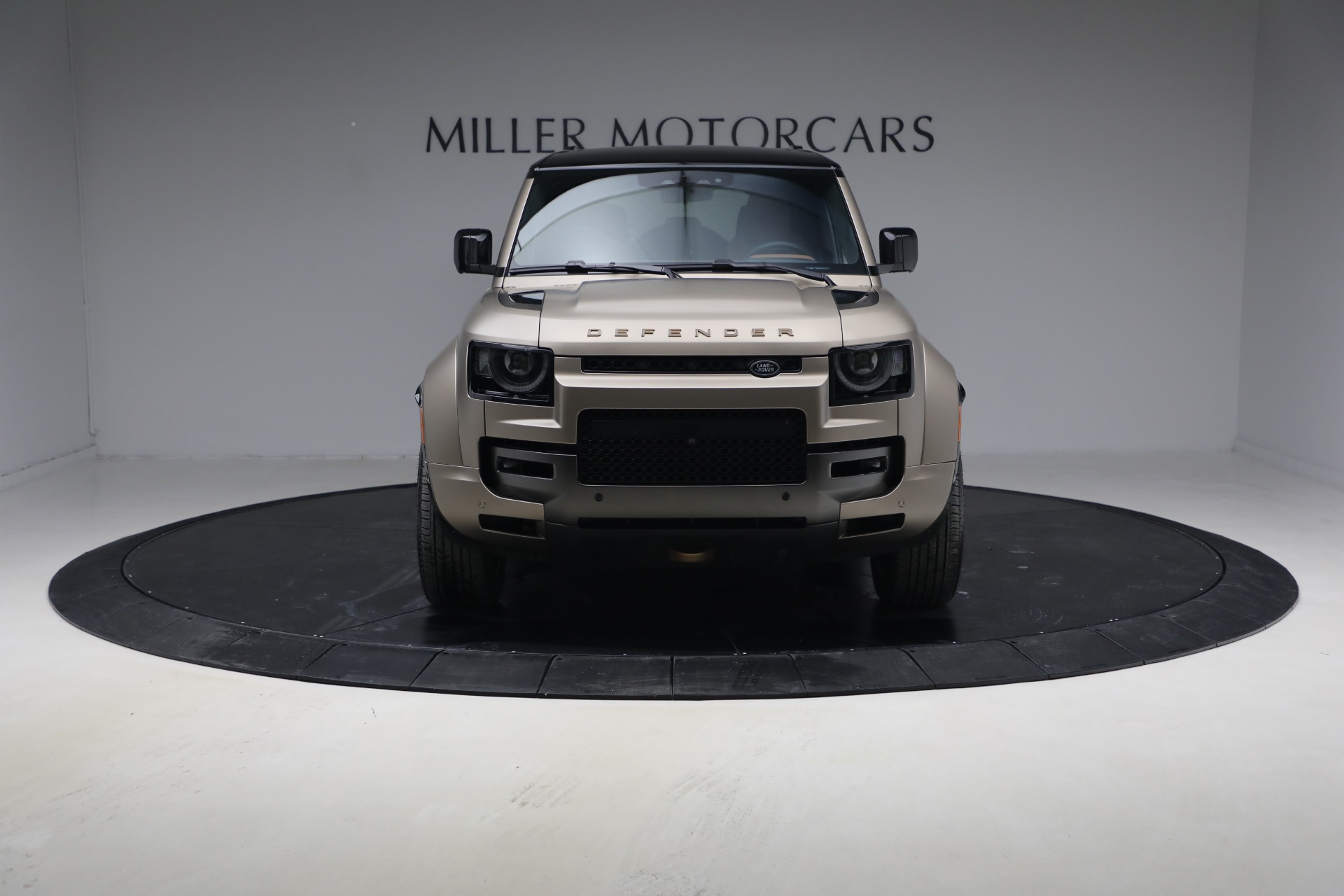 Used-2025-Land-Rover-Defender-110-P635-OCTA