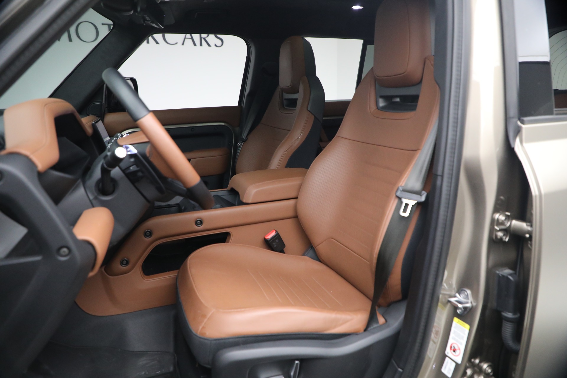 Used-2025-Land-Rover-Defender-110-P635-OCTA