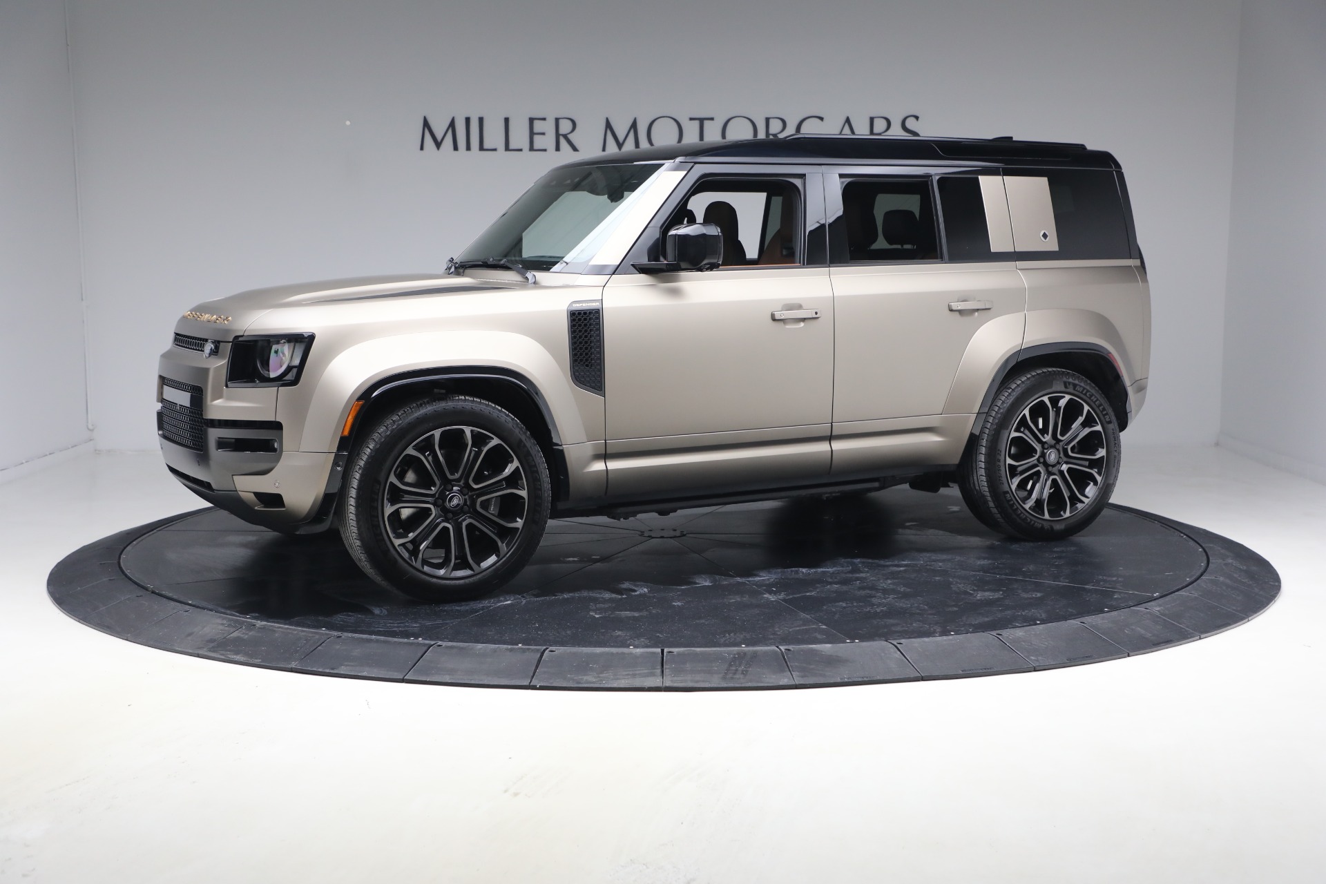 Used-2025-Land-Rover-Defender-110-P635-OCTA