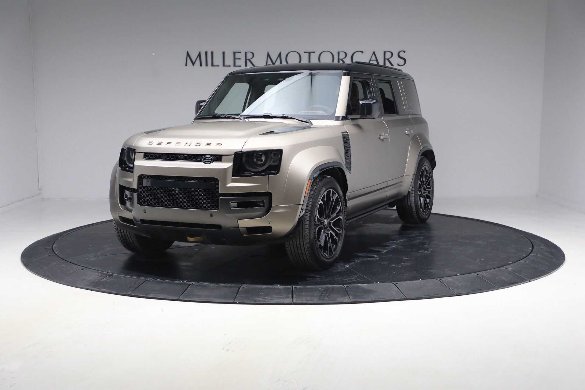 Used-2025-Land-Rover-Defender-110-P635-OCTA