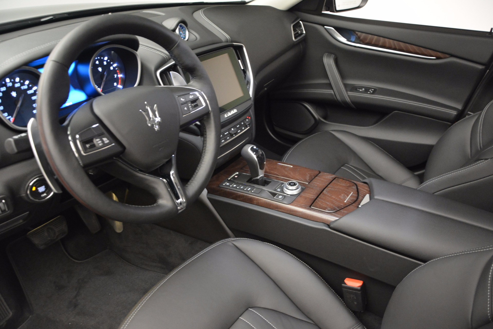 New-2017-Maserati-Ghibli-S-Q4