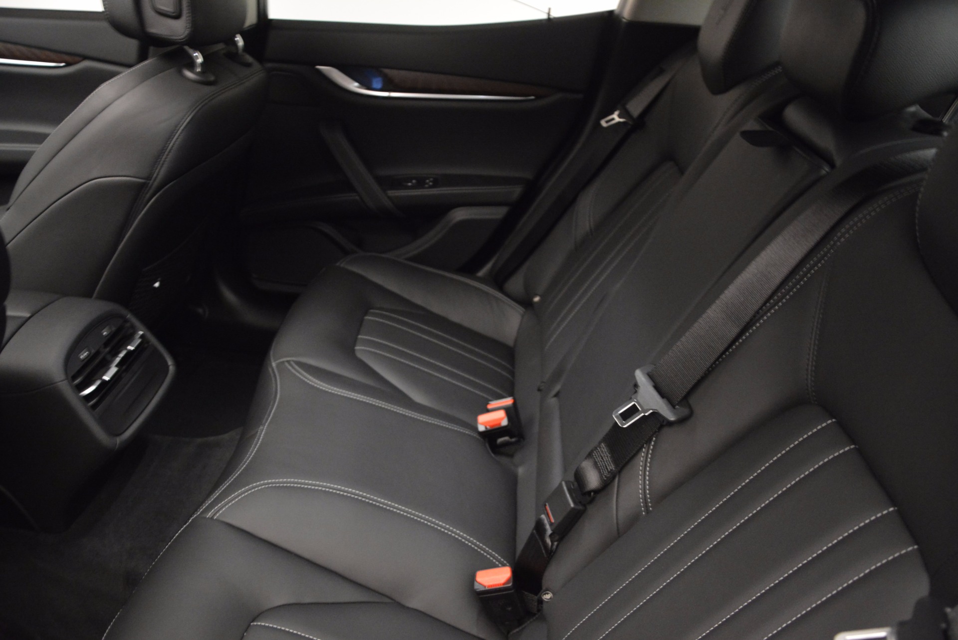 New-2017-Maserati-Ghibli-S-Q4