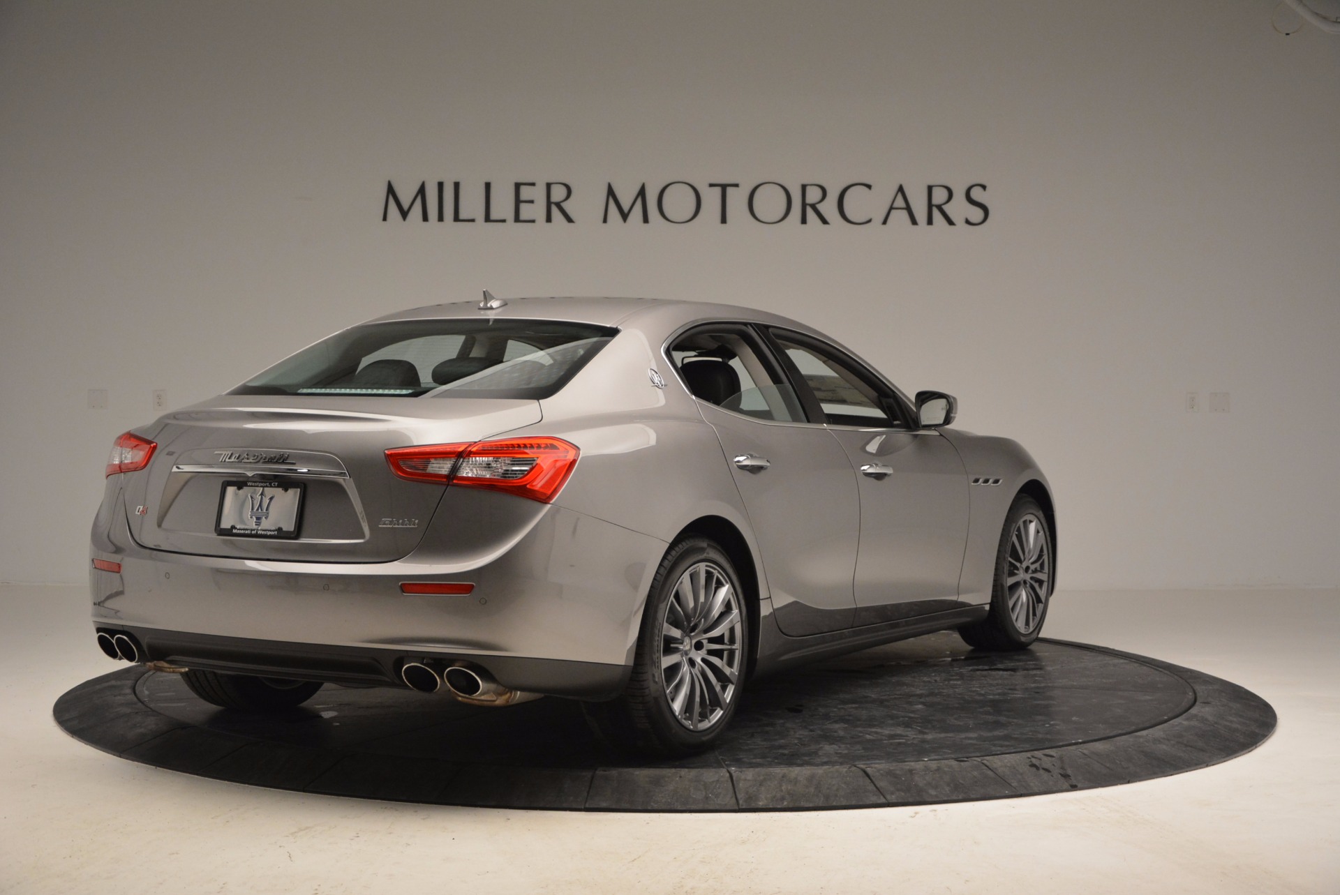 New-2017-Maserati-Ghibli-S-Q4