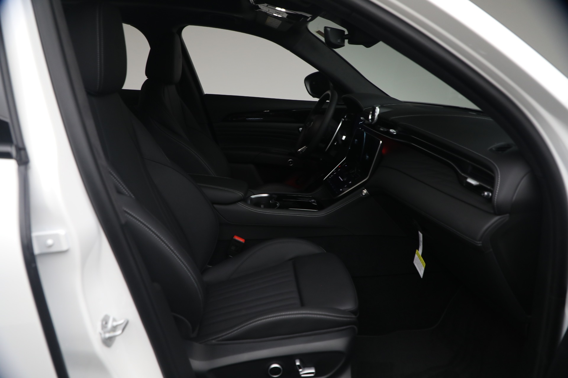 New-2026-Maserati-Grecale-Modena-V6