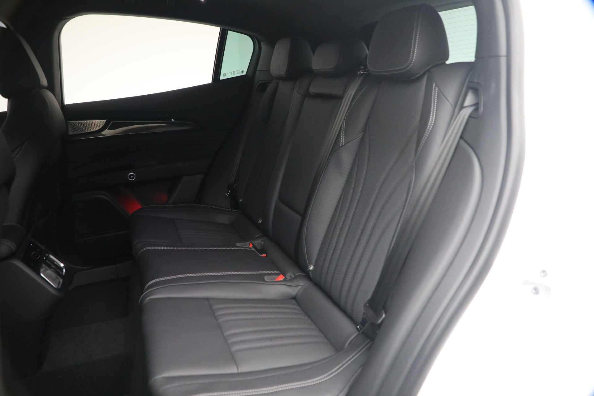 New-2026-Maserati-Grecale-Modena-V6