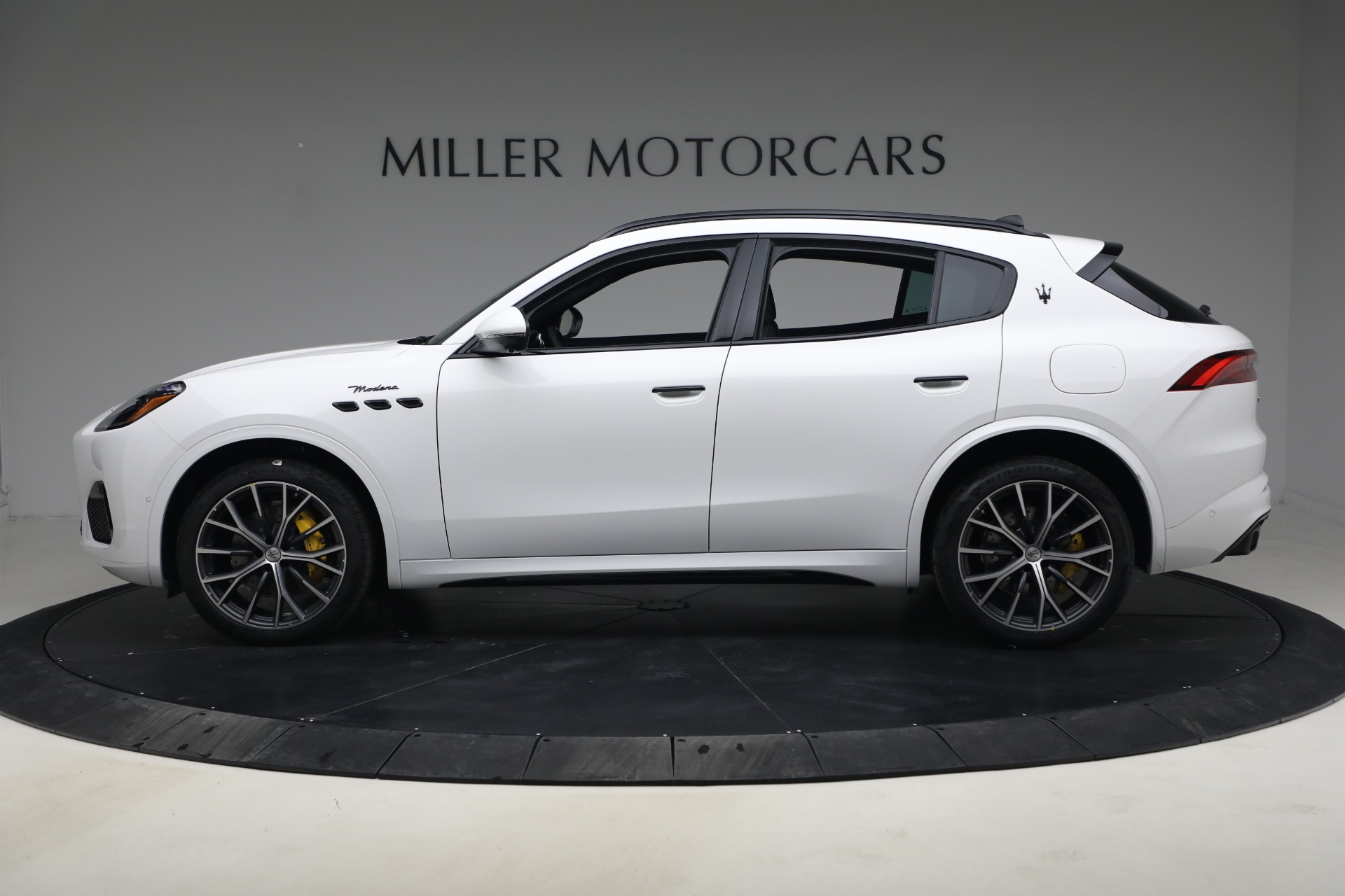 New-2026-Maserati-Grecale-Modena-V6