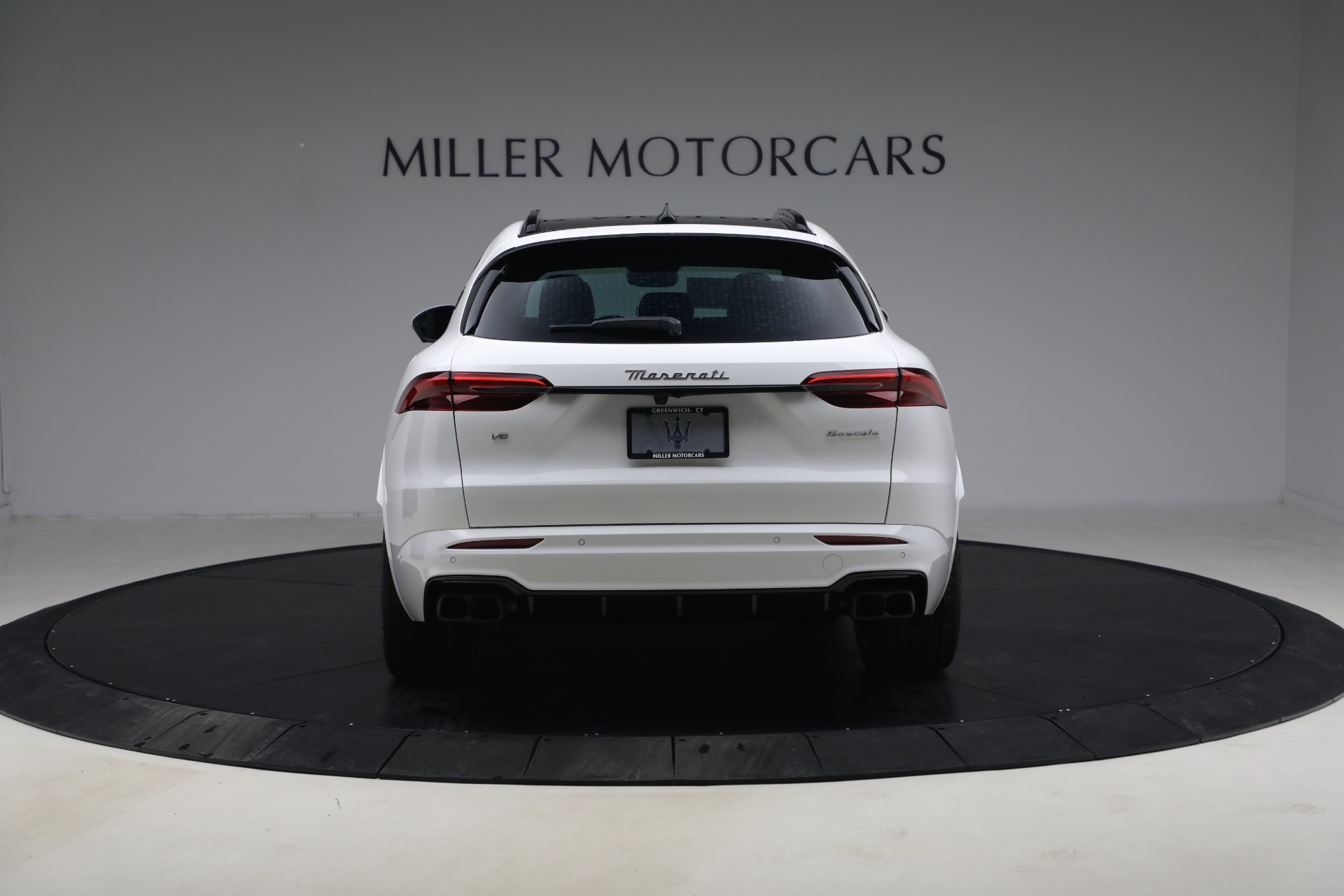 New-2026-Maserati-Grecale-Modena-V6