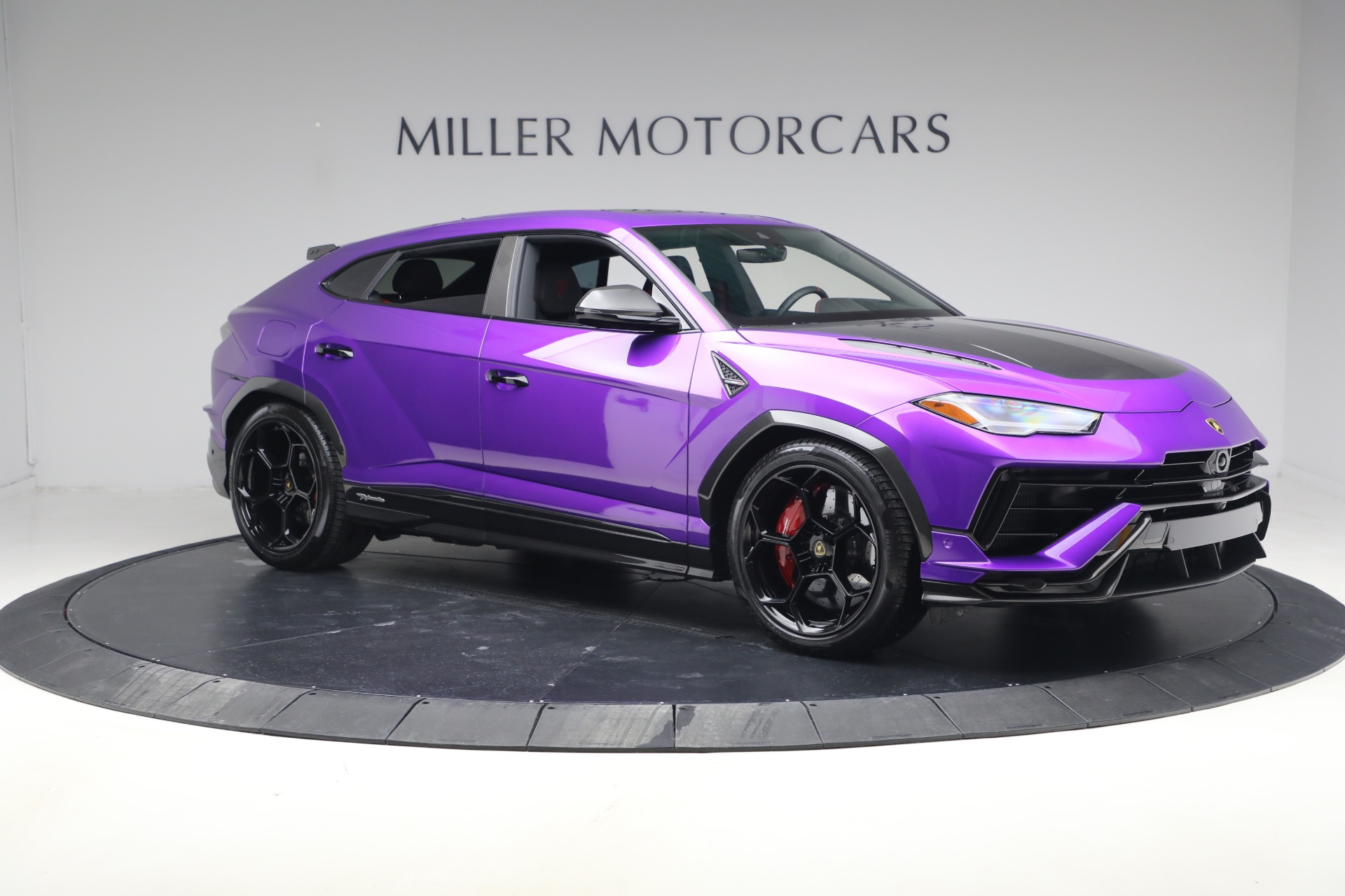 Used-2024-Lamborghini-Urus-Performante