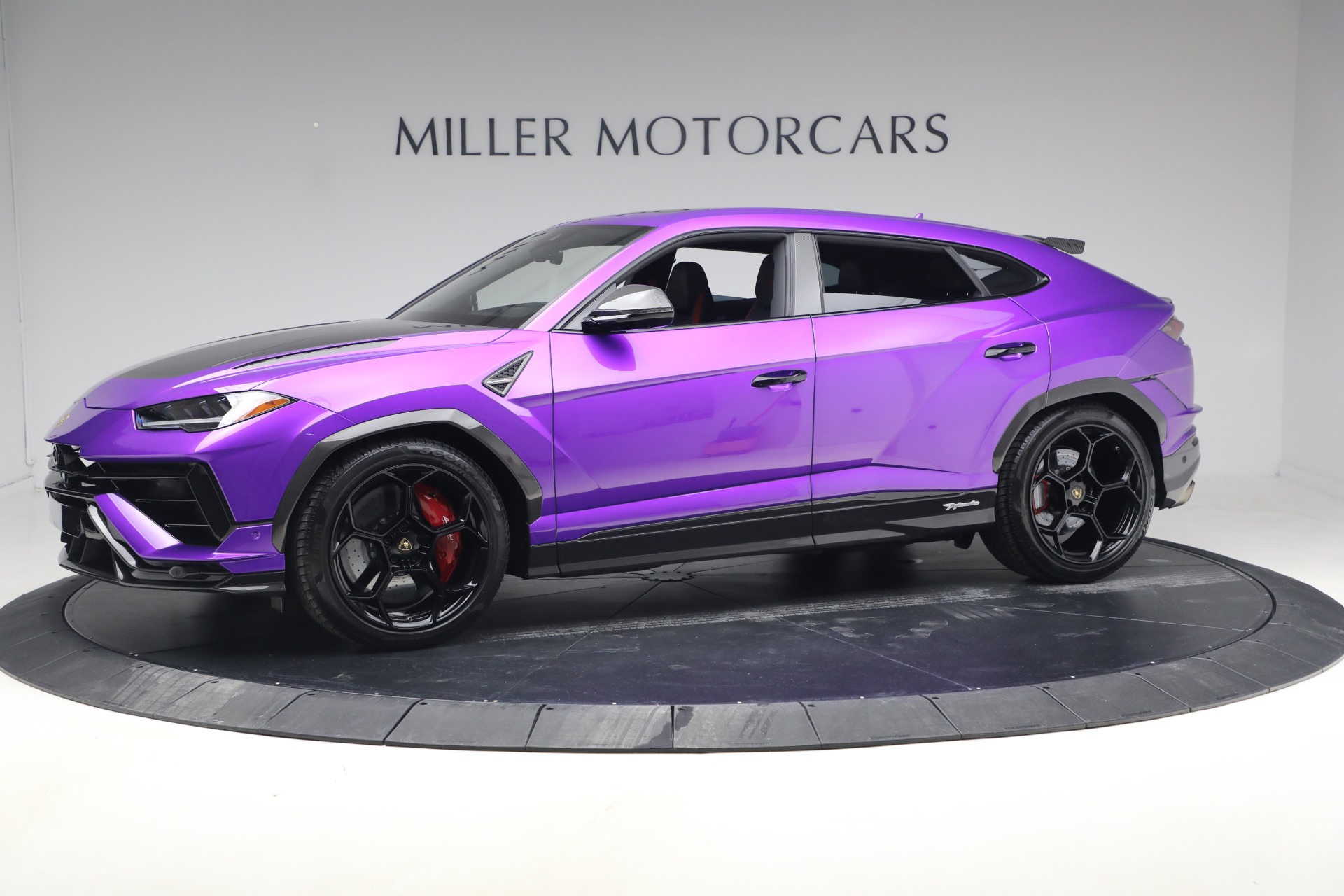 Used-2024-Lamborghini-Urus-Performante