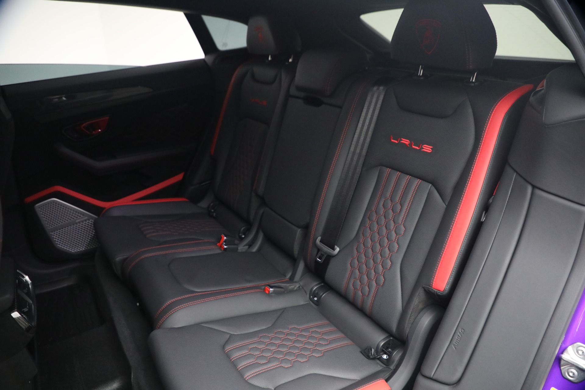 Used-2024-Lamborghini-Urus-Performante