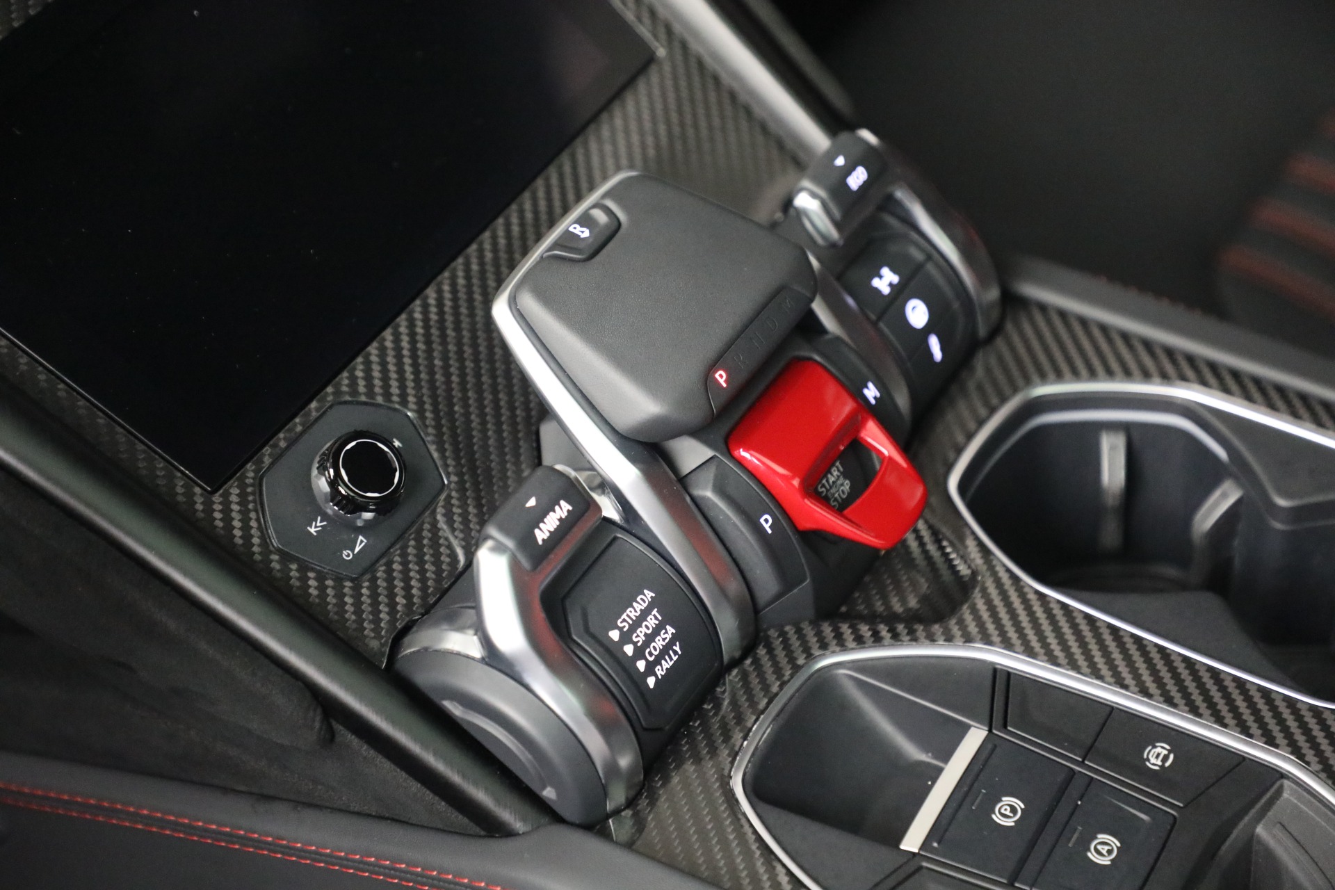 Used-2024-Lamborghini-Urus-Performante