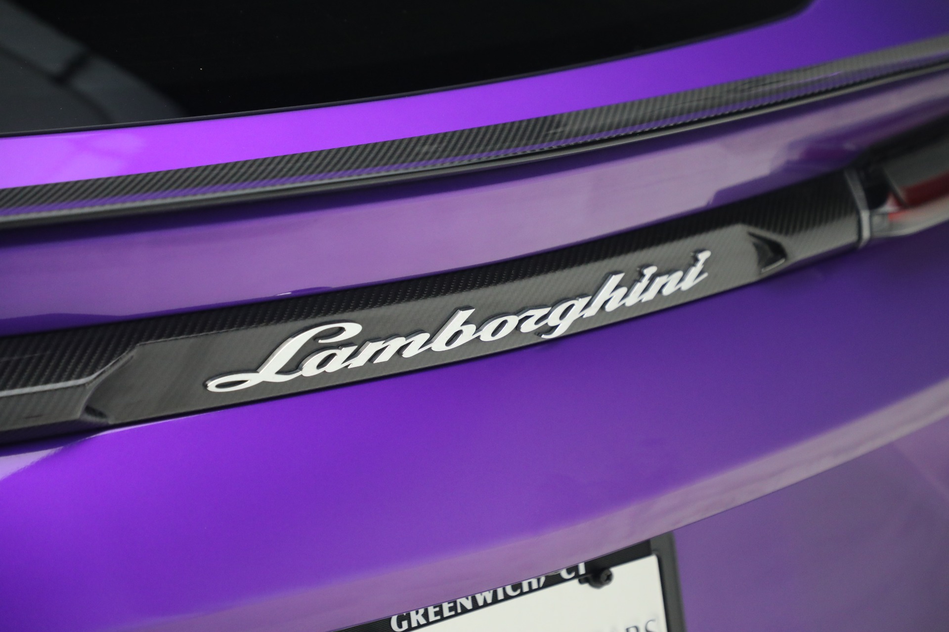 Used-2024-Lamborghini-Urus-Performante