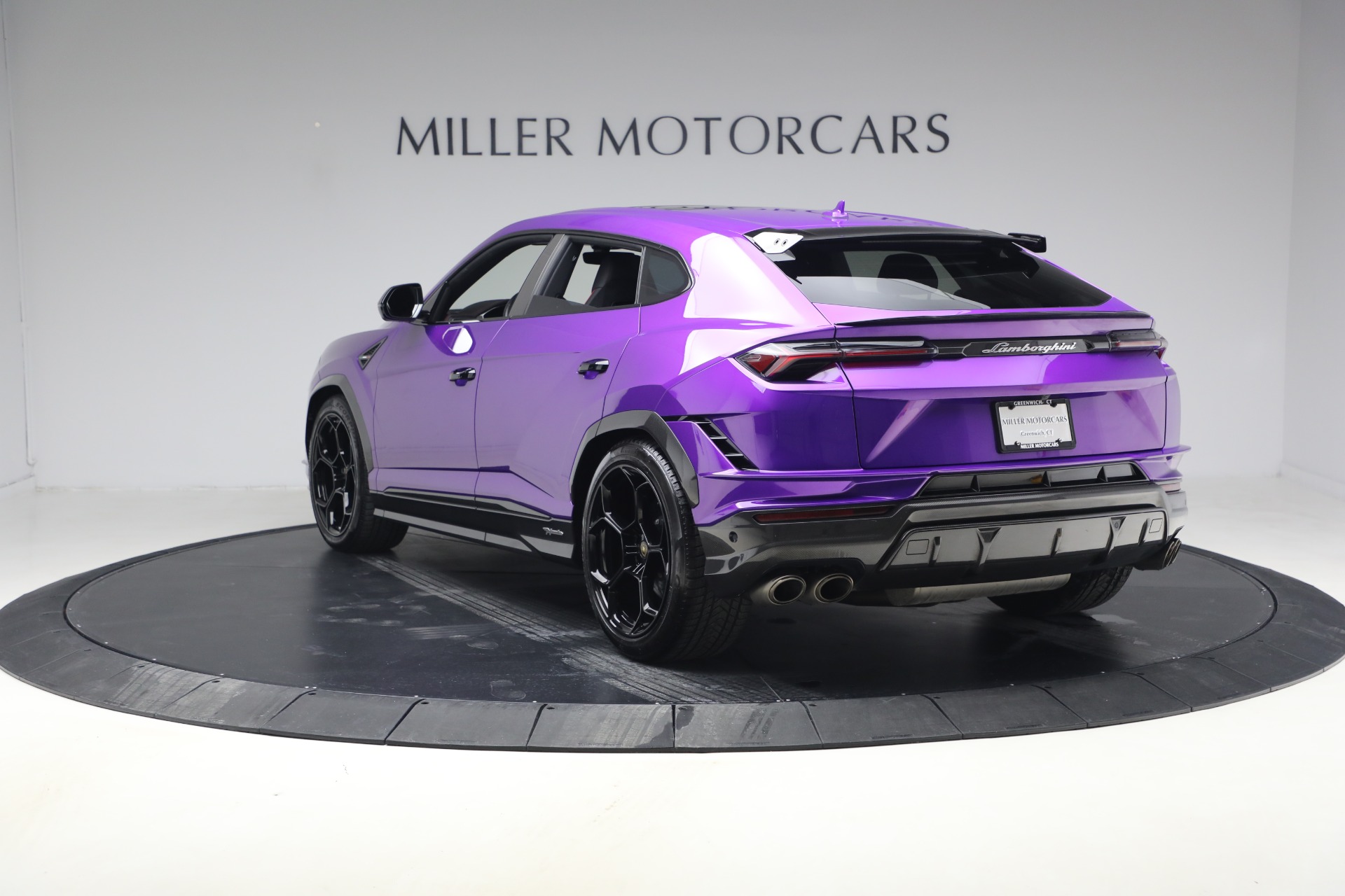 Used-2024-Lamborghini-Urus-Performante