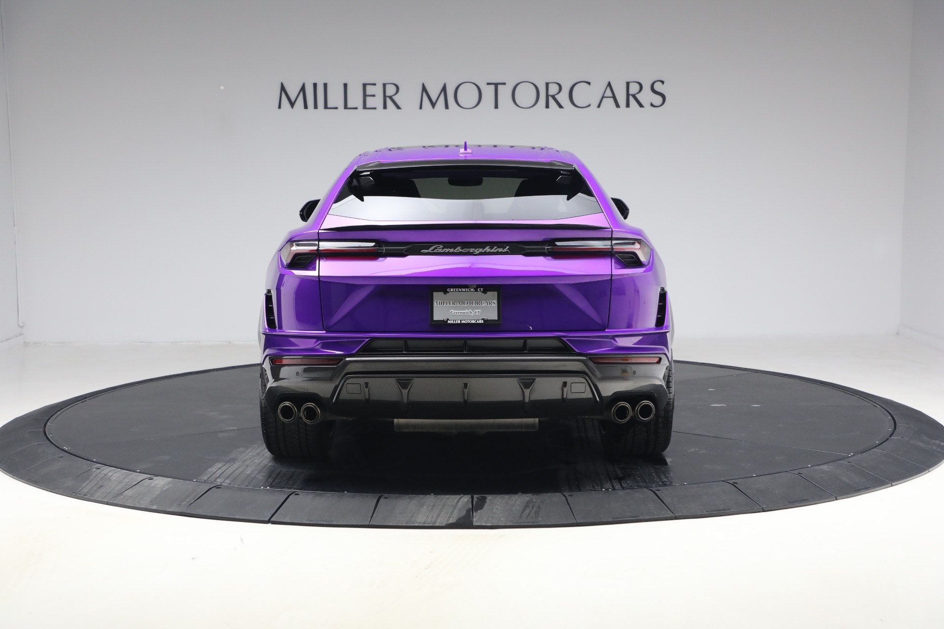 Used-2024-Lamborghini-Urus-Performante