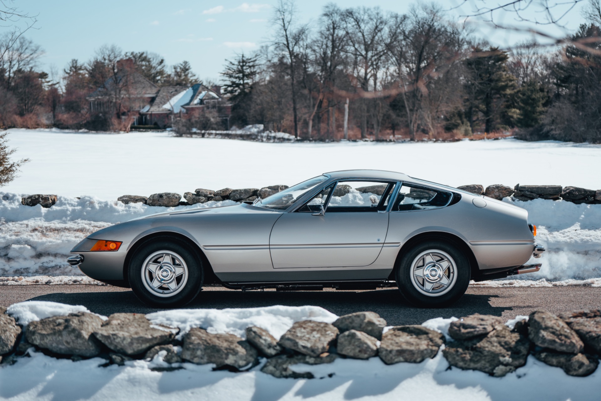 Used-1971-Ferrari-365GTB/4-Daytona