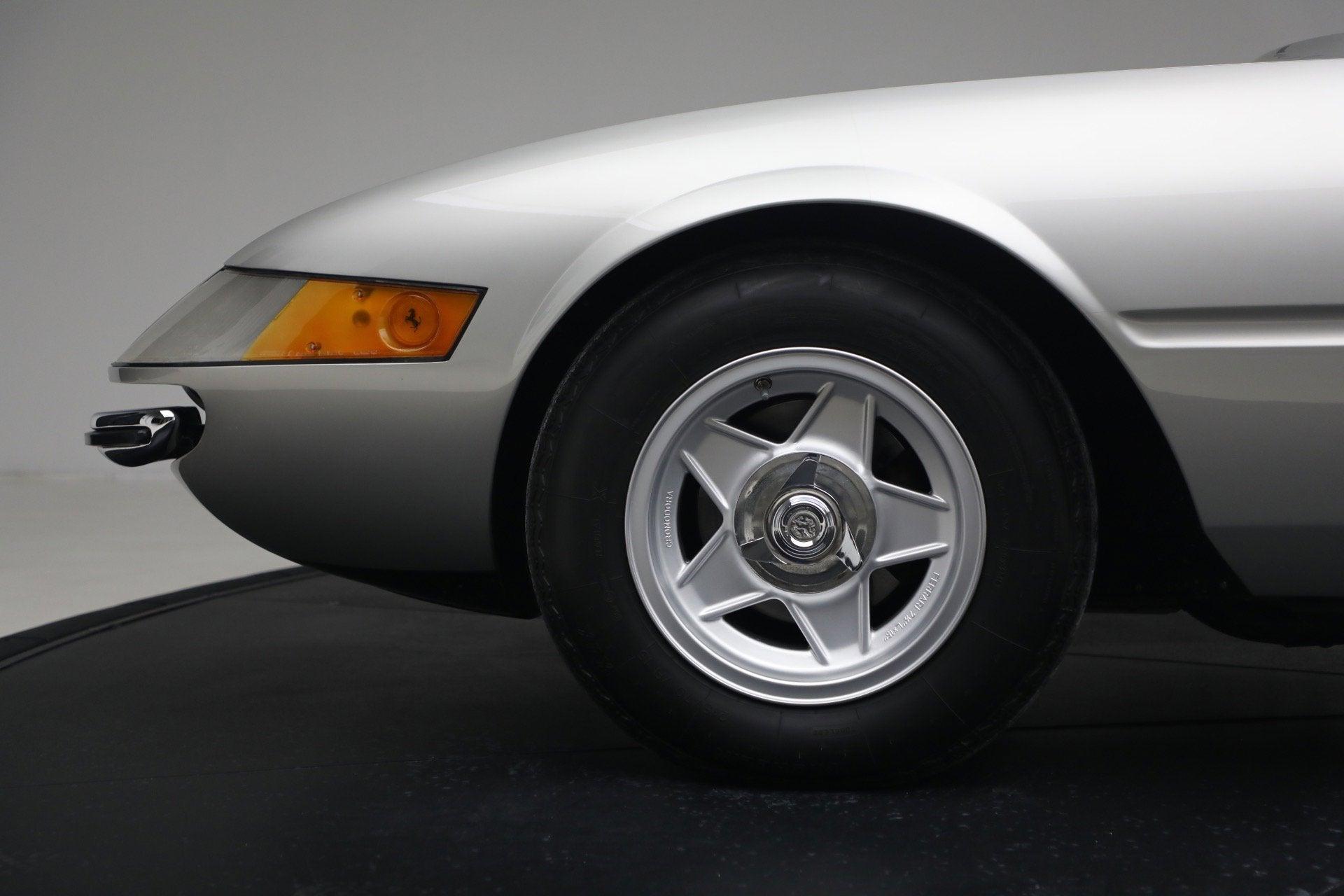 Used-1971-Ferrari-365GTB/4-Daytona