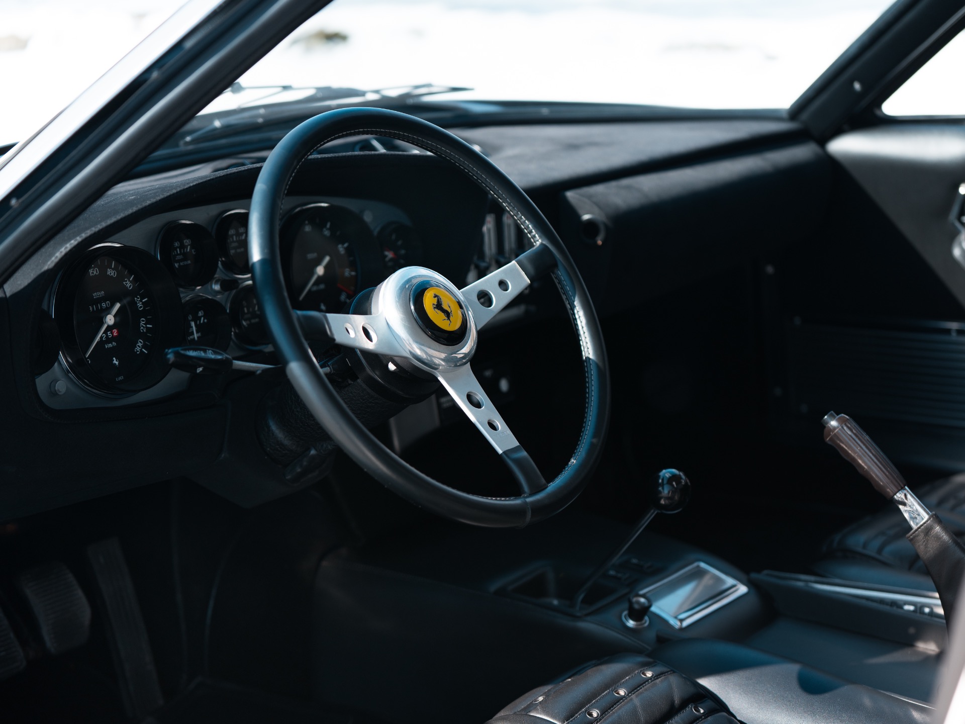 Used-1971-Ferrari-365GTB/4-Daytona