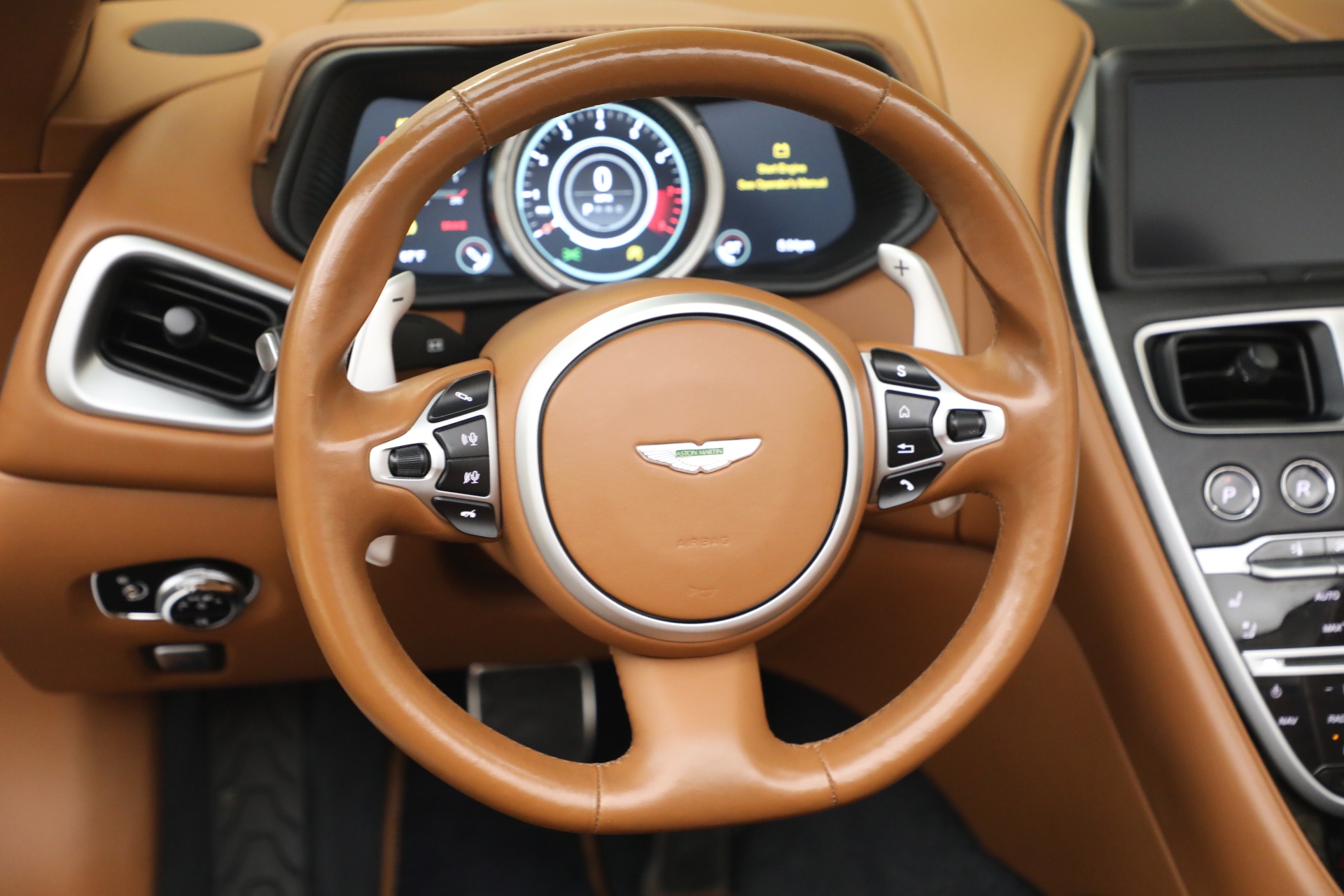 Used-2019-Aston-Martin-DB11-Volante