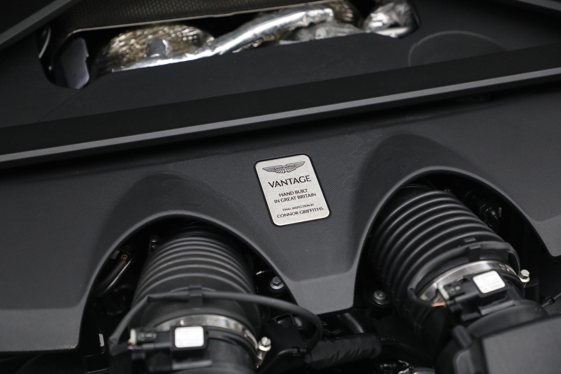 New-2026-Aston-Martin-Vantage-Roadster
