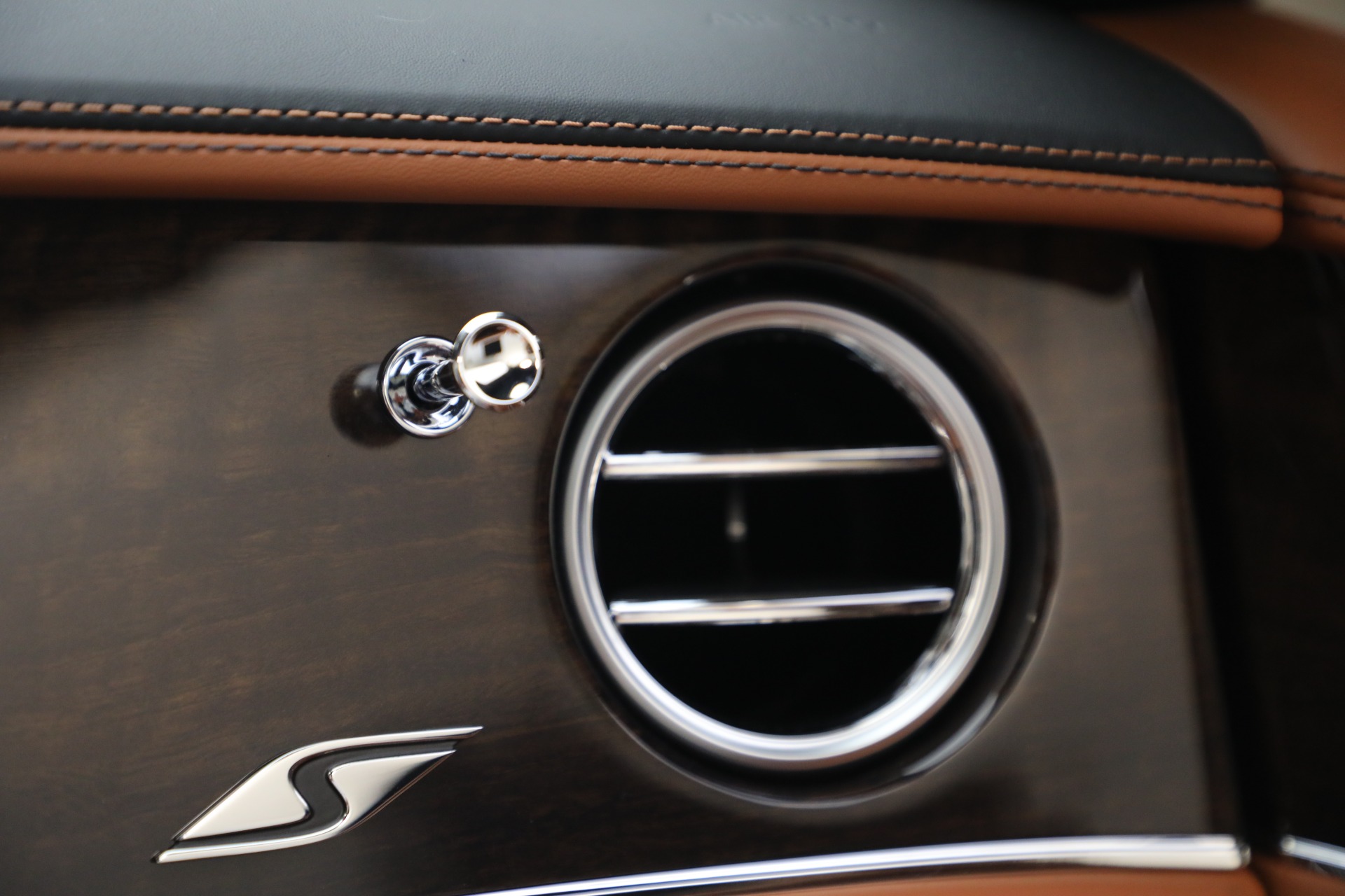New-2026-Bentley-Continental-GTC-S