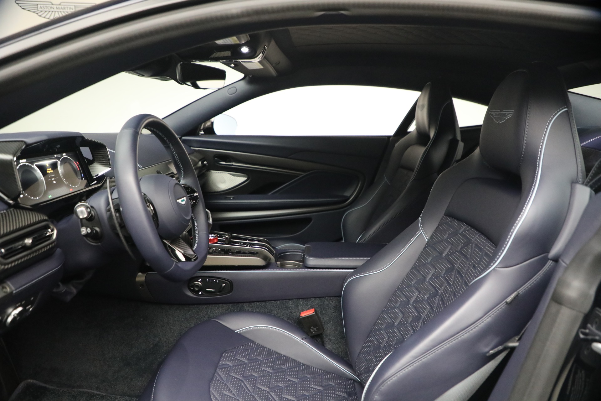 Used-2025-Aston-Martin-Vanquish