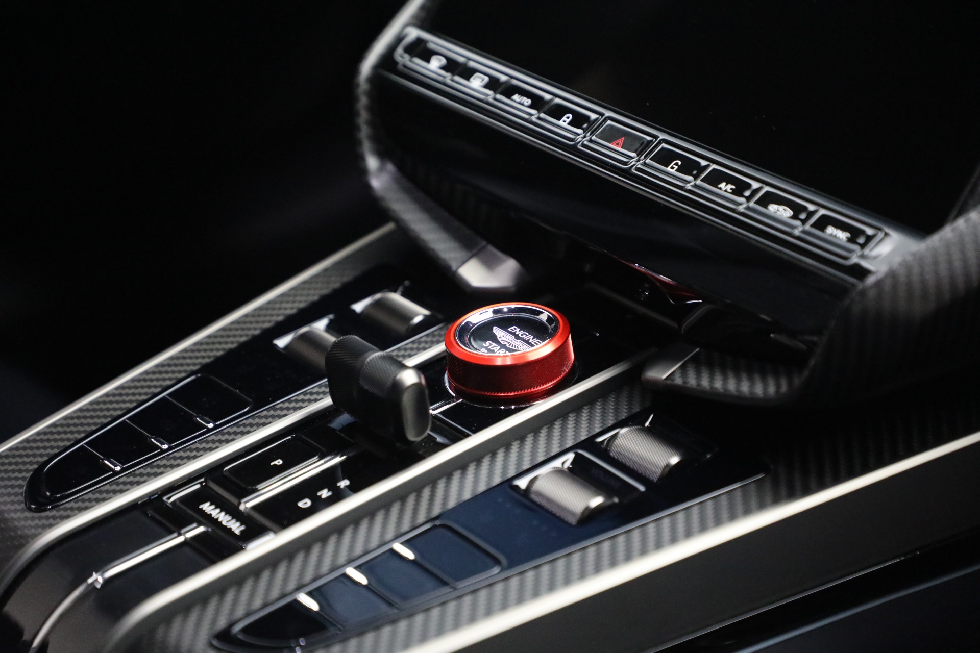 Used-2025-Aston-Martin-Vanquish