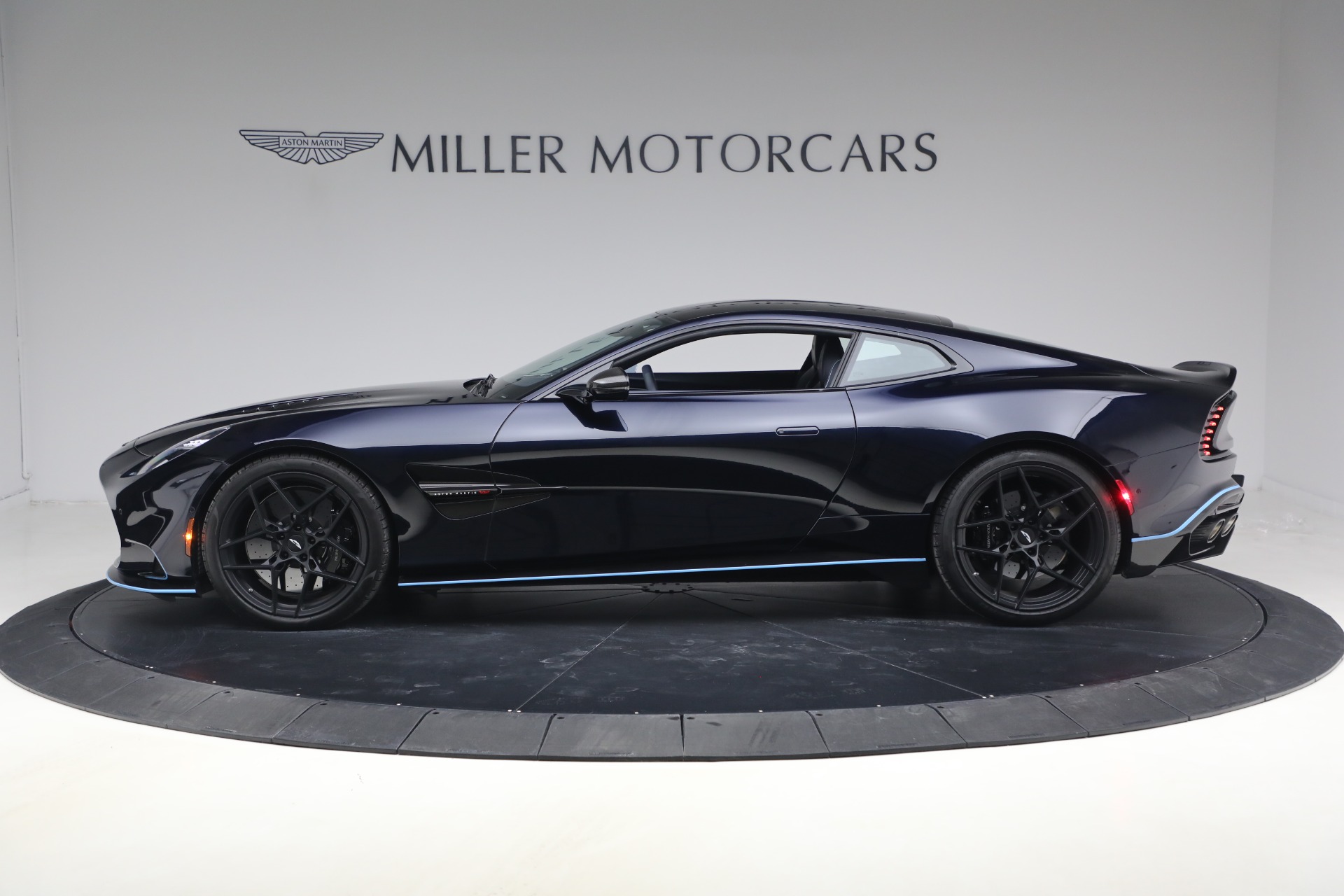 Used-2025-Aston-Martin-Vanquish