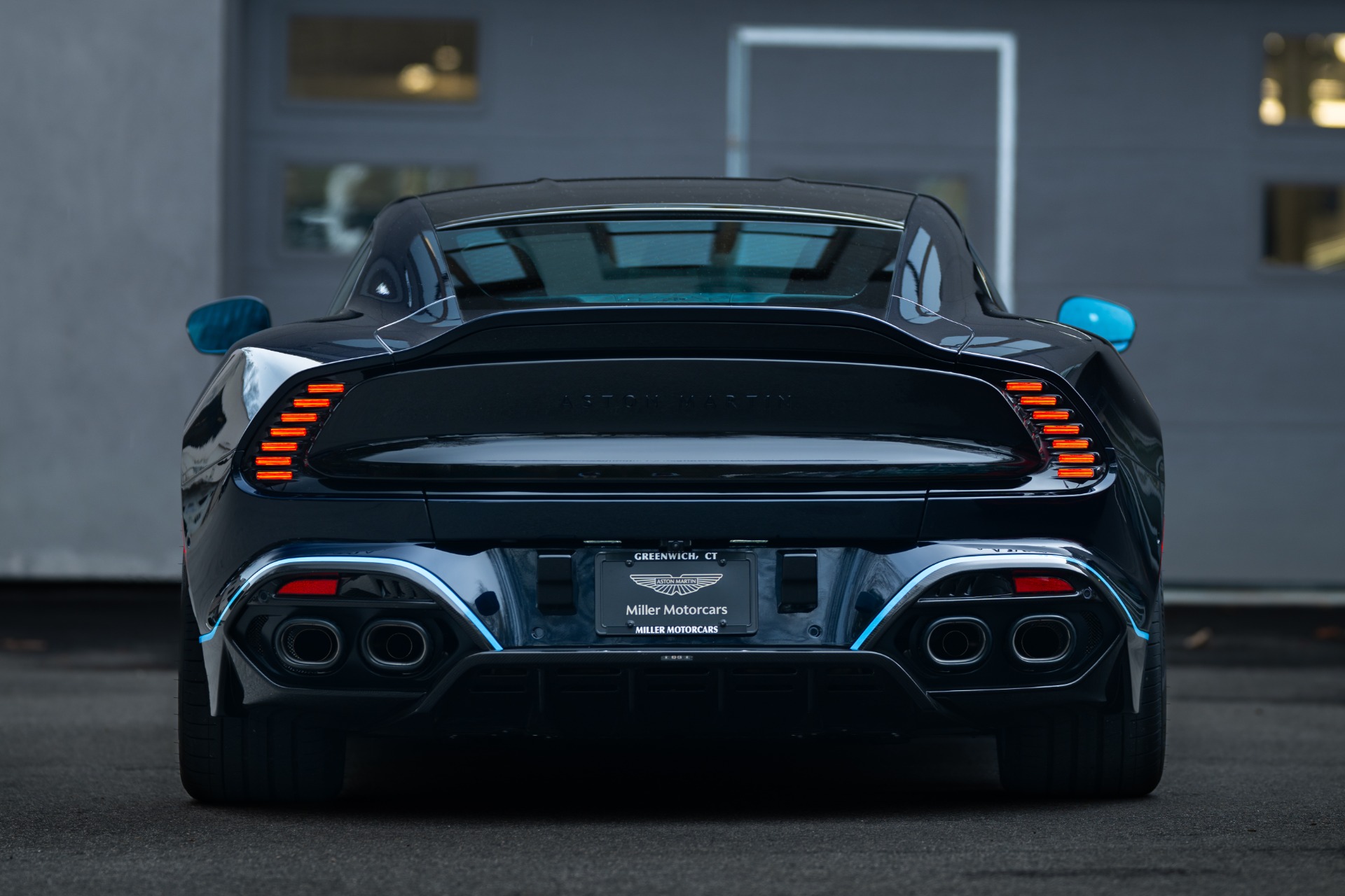 Used-2025-Aston-Martin-Vanquish