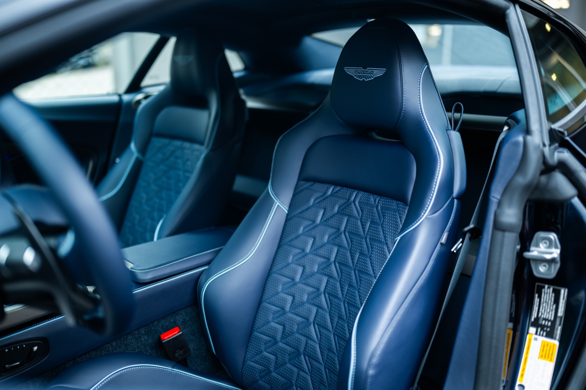 Used-2025-Aston-Martin-Vanquish