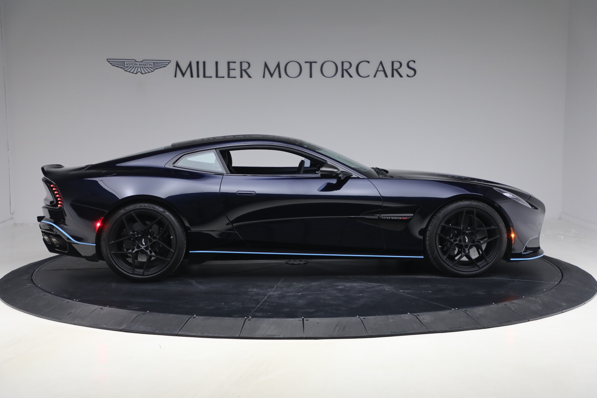 Used-2025-Aston-Martin-Vanquish
