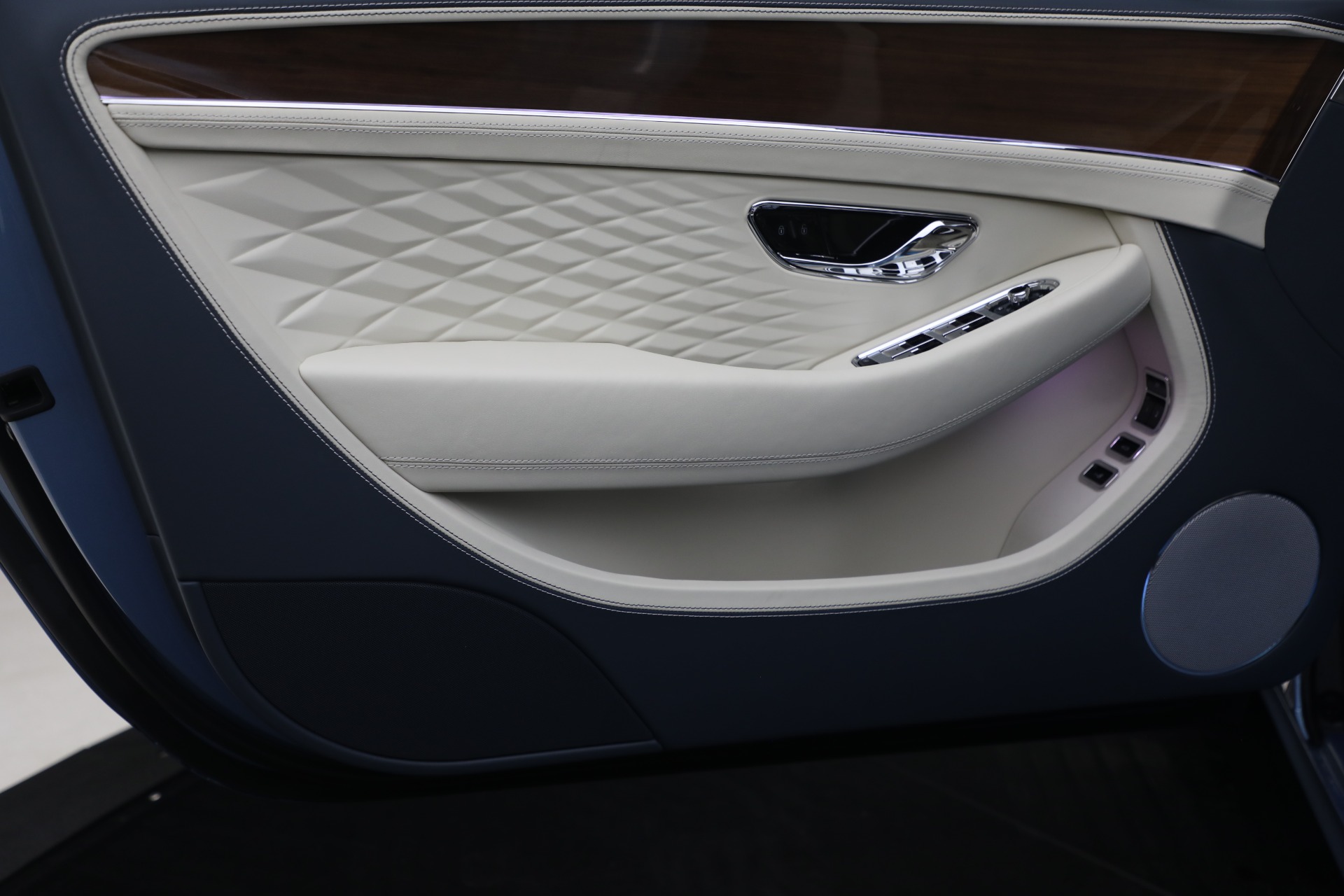 New-2026-Bentley-Continental-GT-Azure