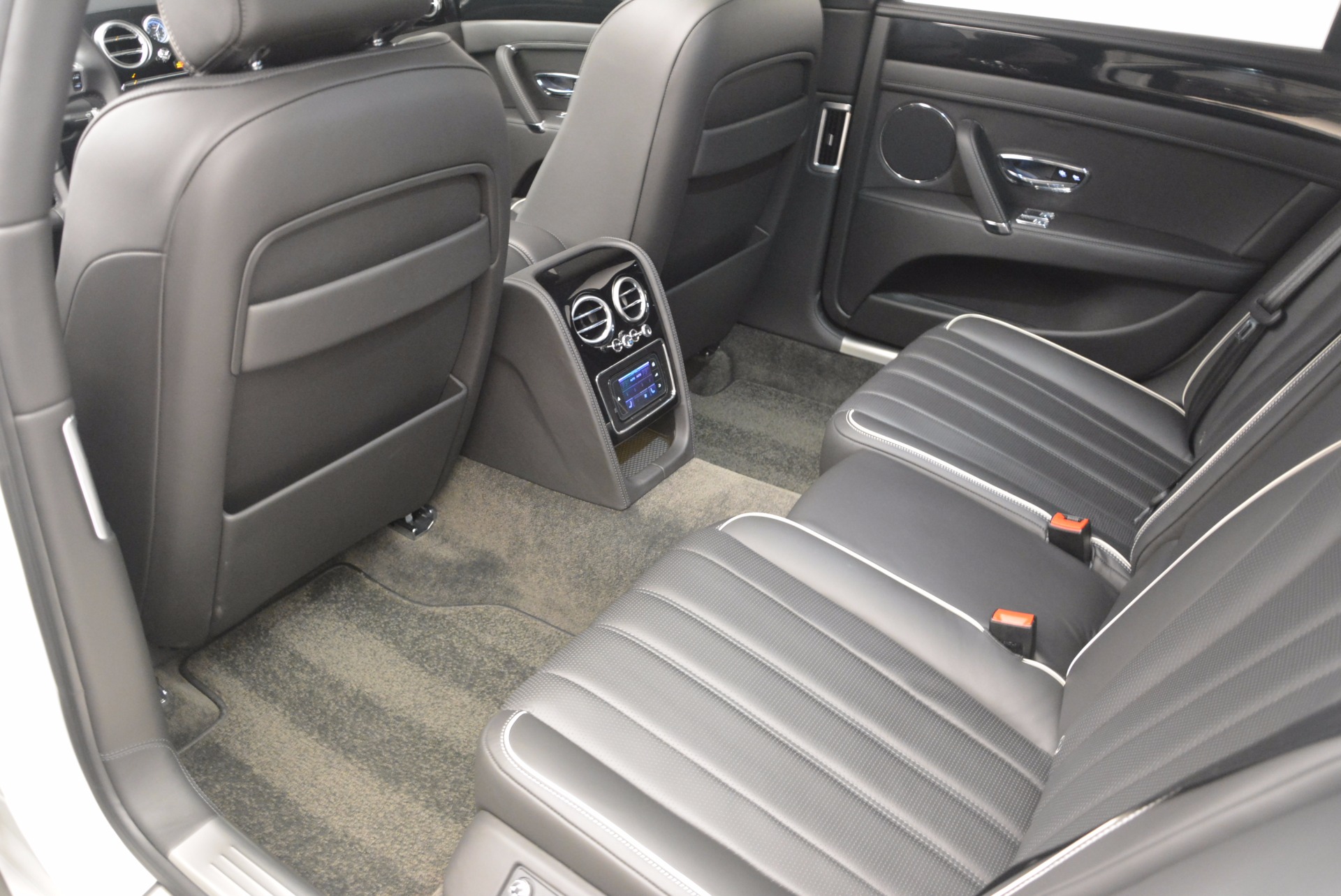 Used-2016-Bentley-Flying-Spur-V8