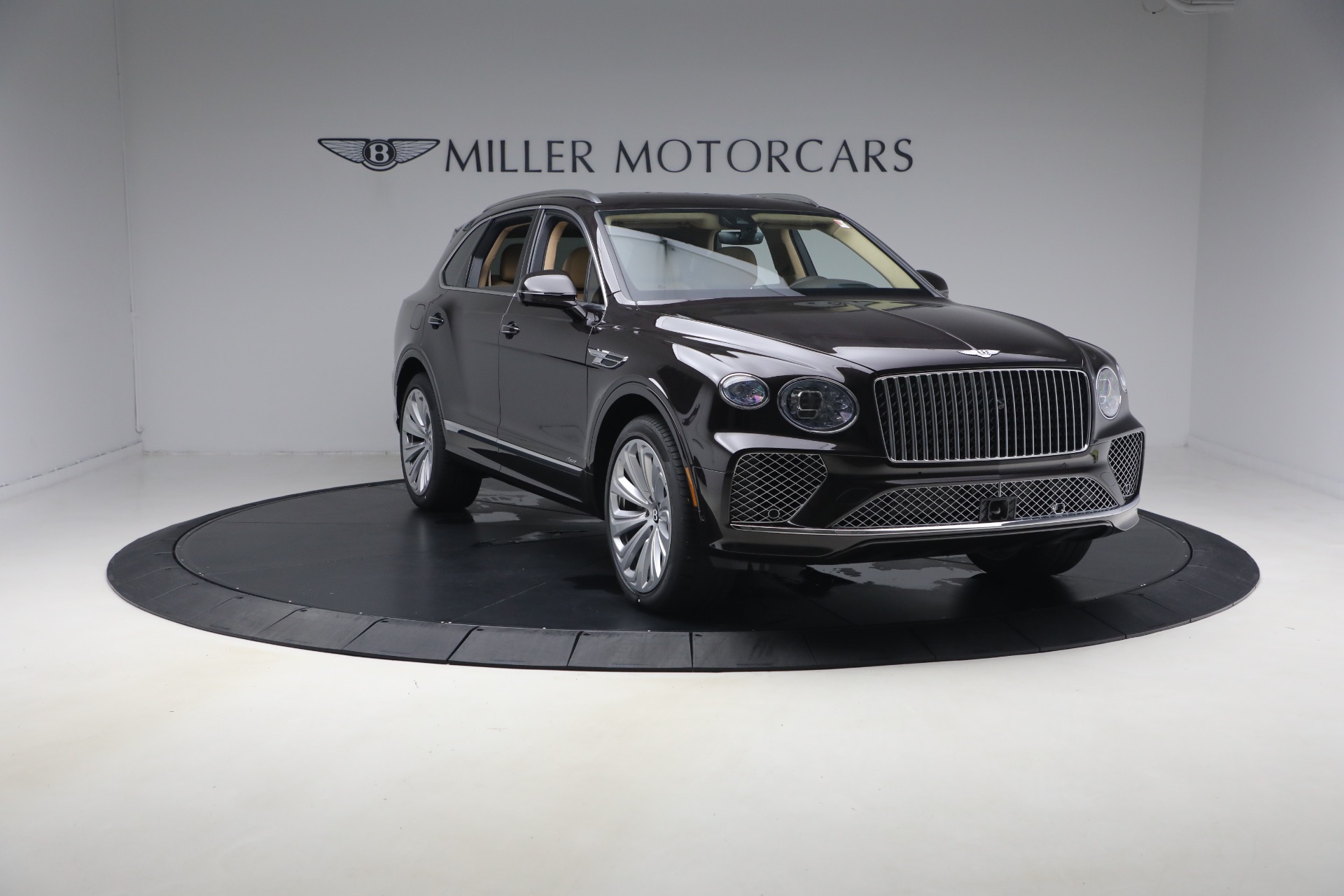 New-2026-Bentley-Bentayga-Azure-V8