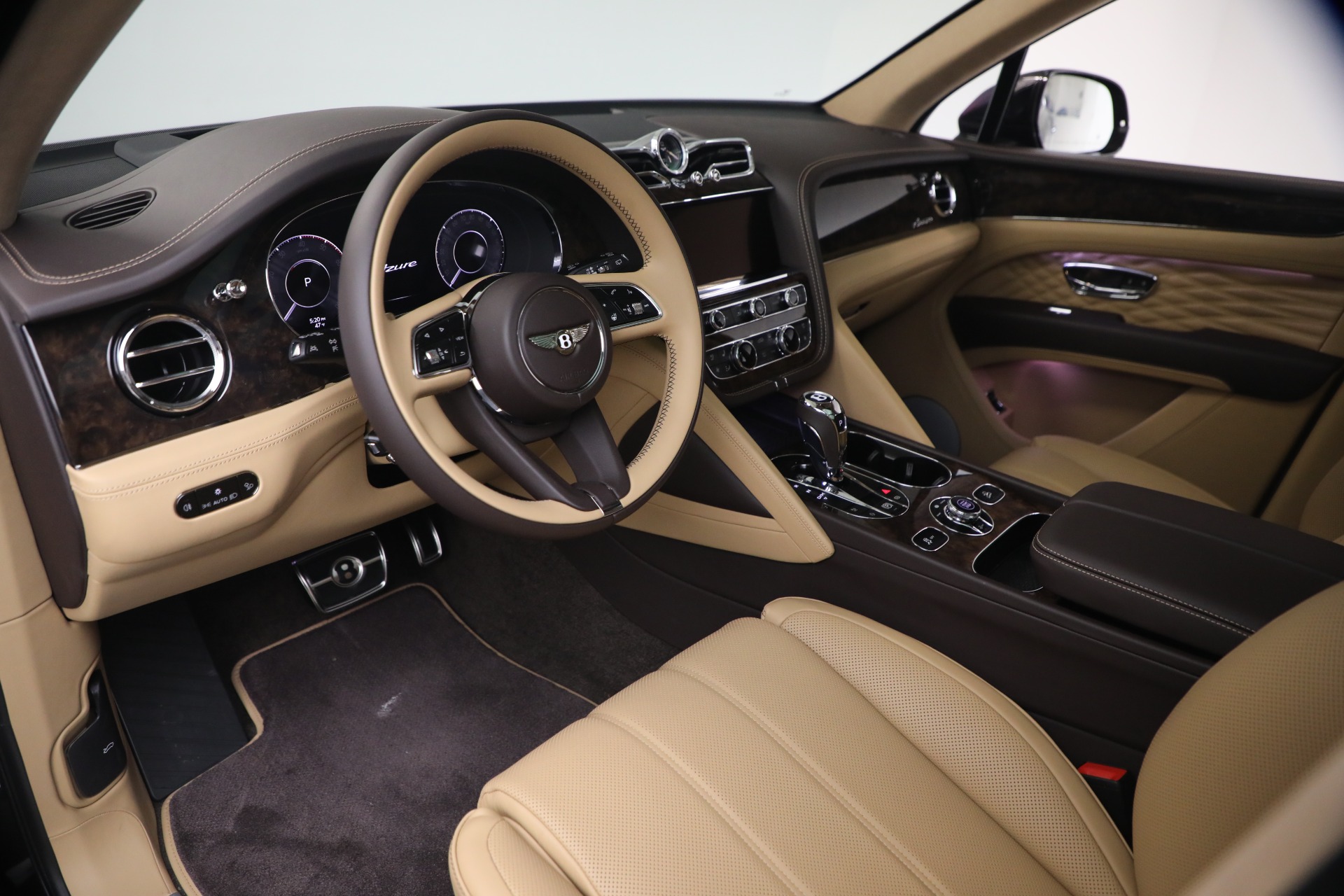 New-2026-Bentley-Bentayga-Azure-V8