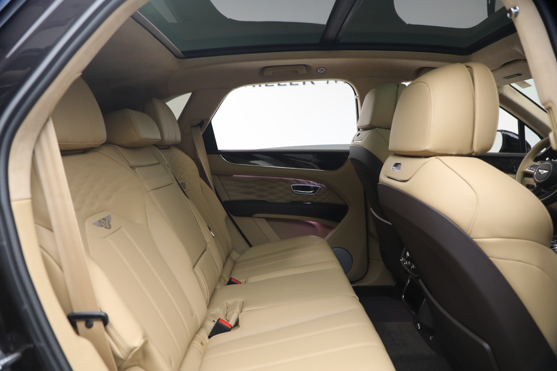 New-2026-Bentley-Bentayga-Azure-V8