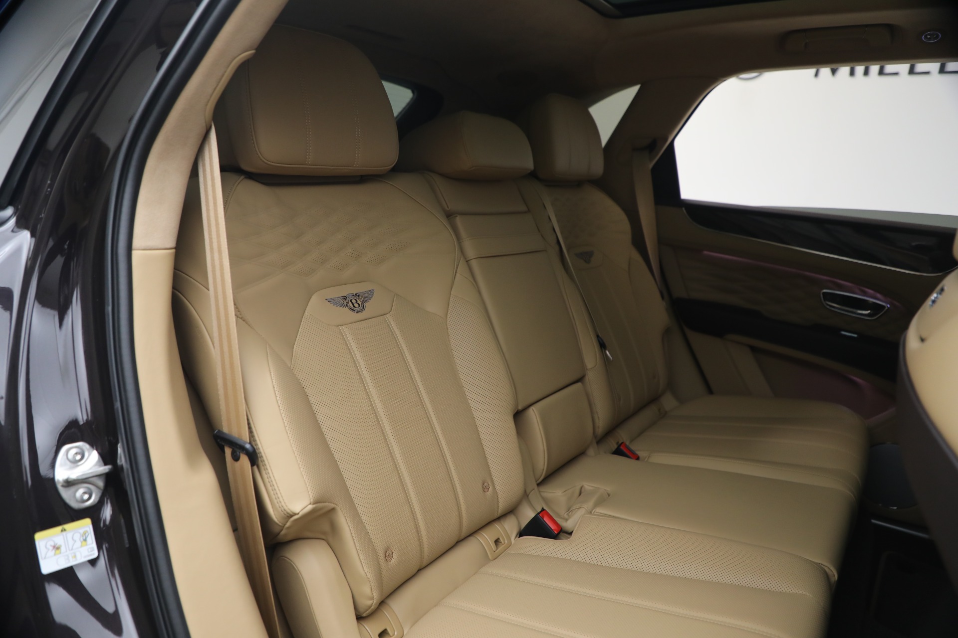 New-2026-Bentley-Bentayga-Azure-V8