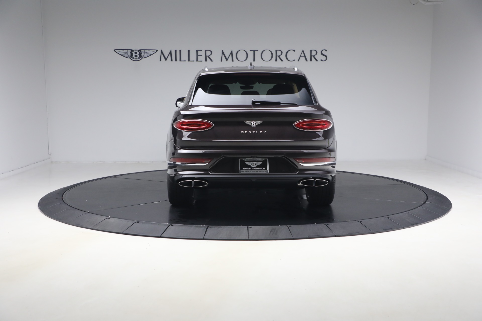 New-2026-Bentley-Bentayga-Azure-V8