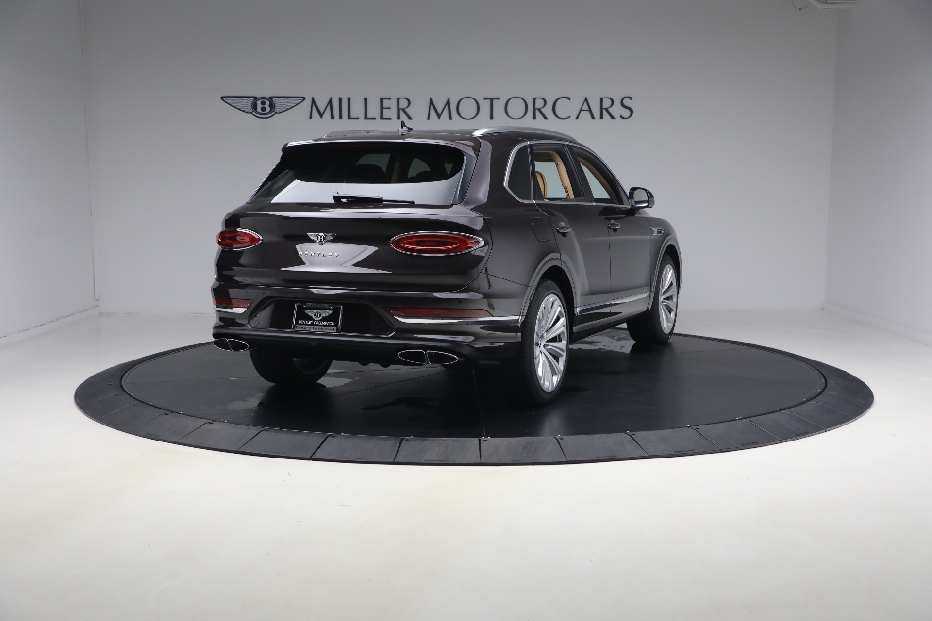 New-2026-Bentley-Bentayga-Azure-V8