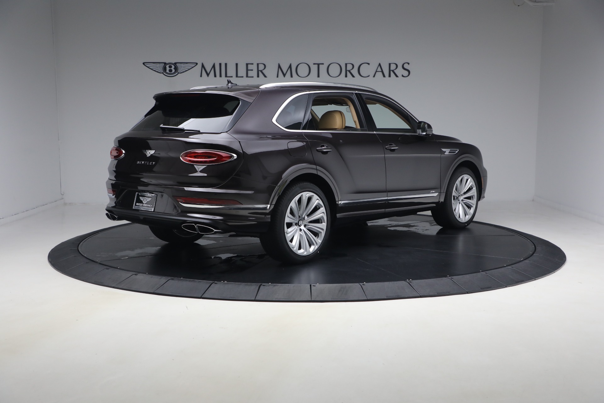 New-2026-Bentley-Bentayga-Azure-V8