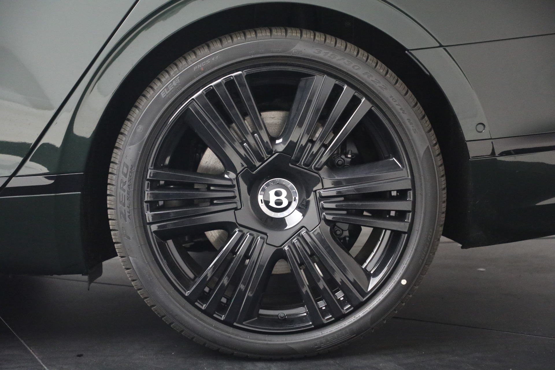 New-2026-Bentley-Flying-Spur-Azure