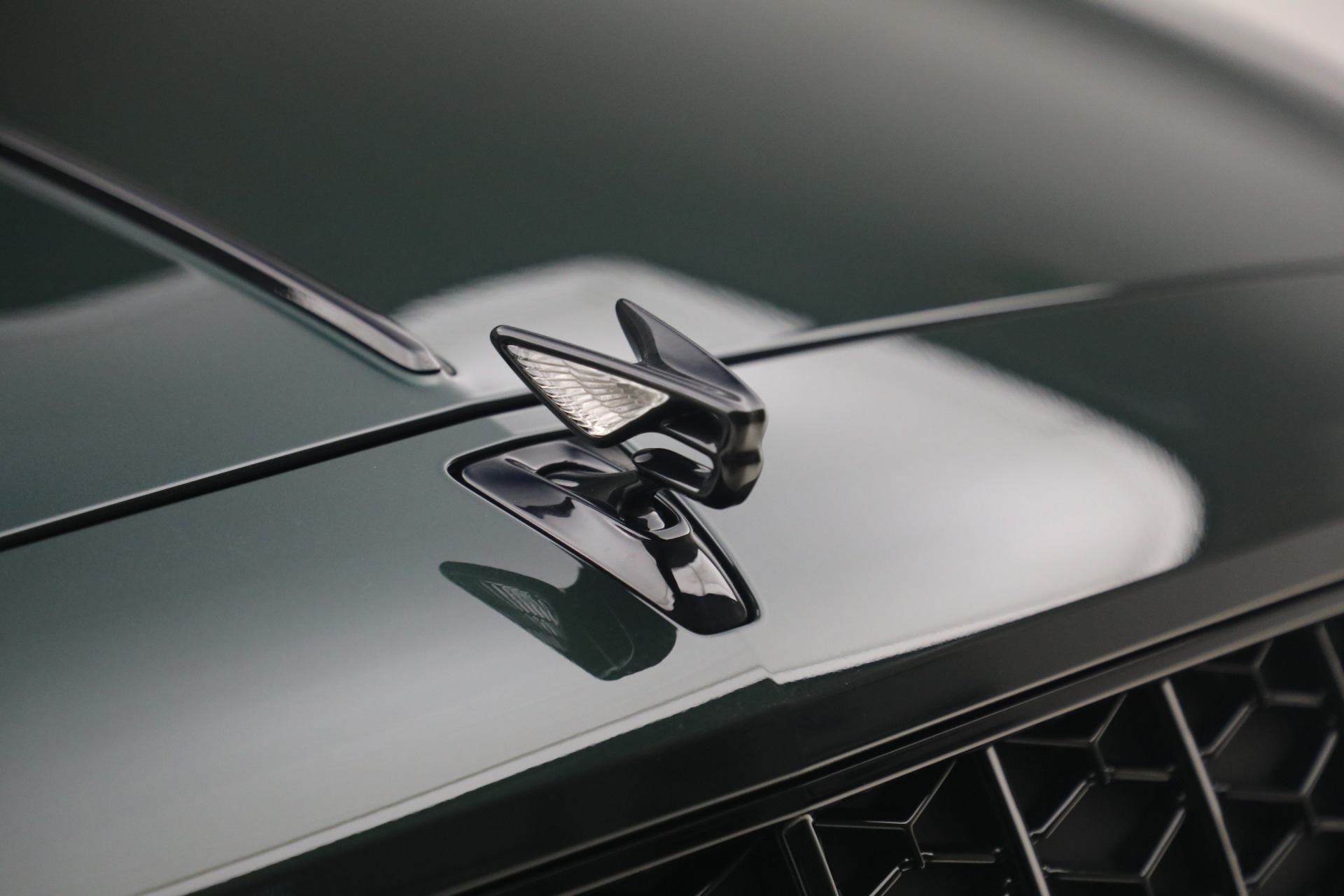 New-2026-Bentley-Flying-Spur-Azure