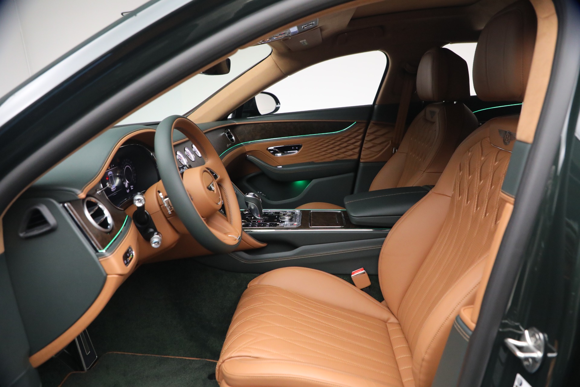 New-2026-Bentley-Flying-Spur-Azure