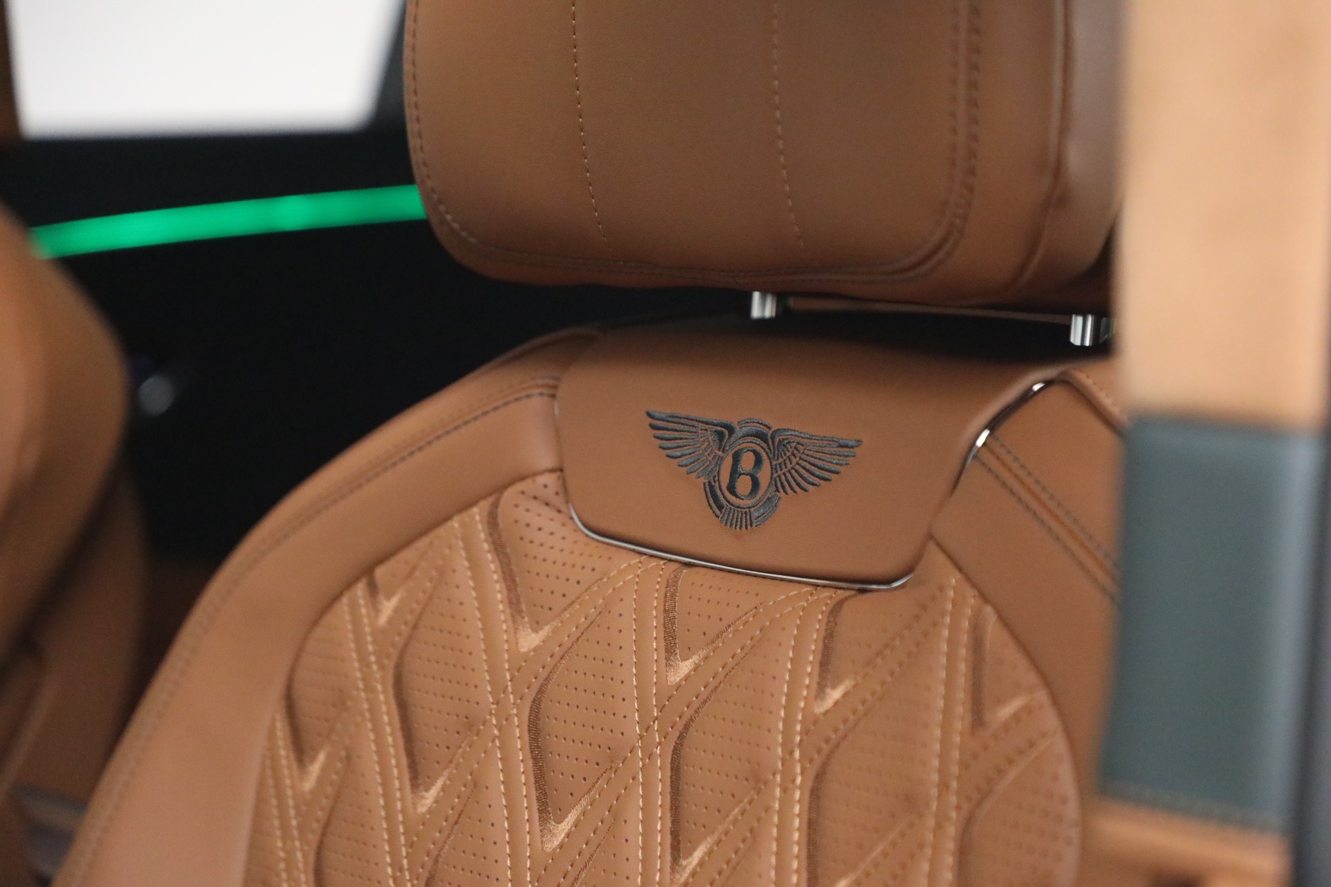 New-2026-Bentley-Flying-Spur-Azure
