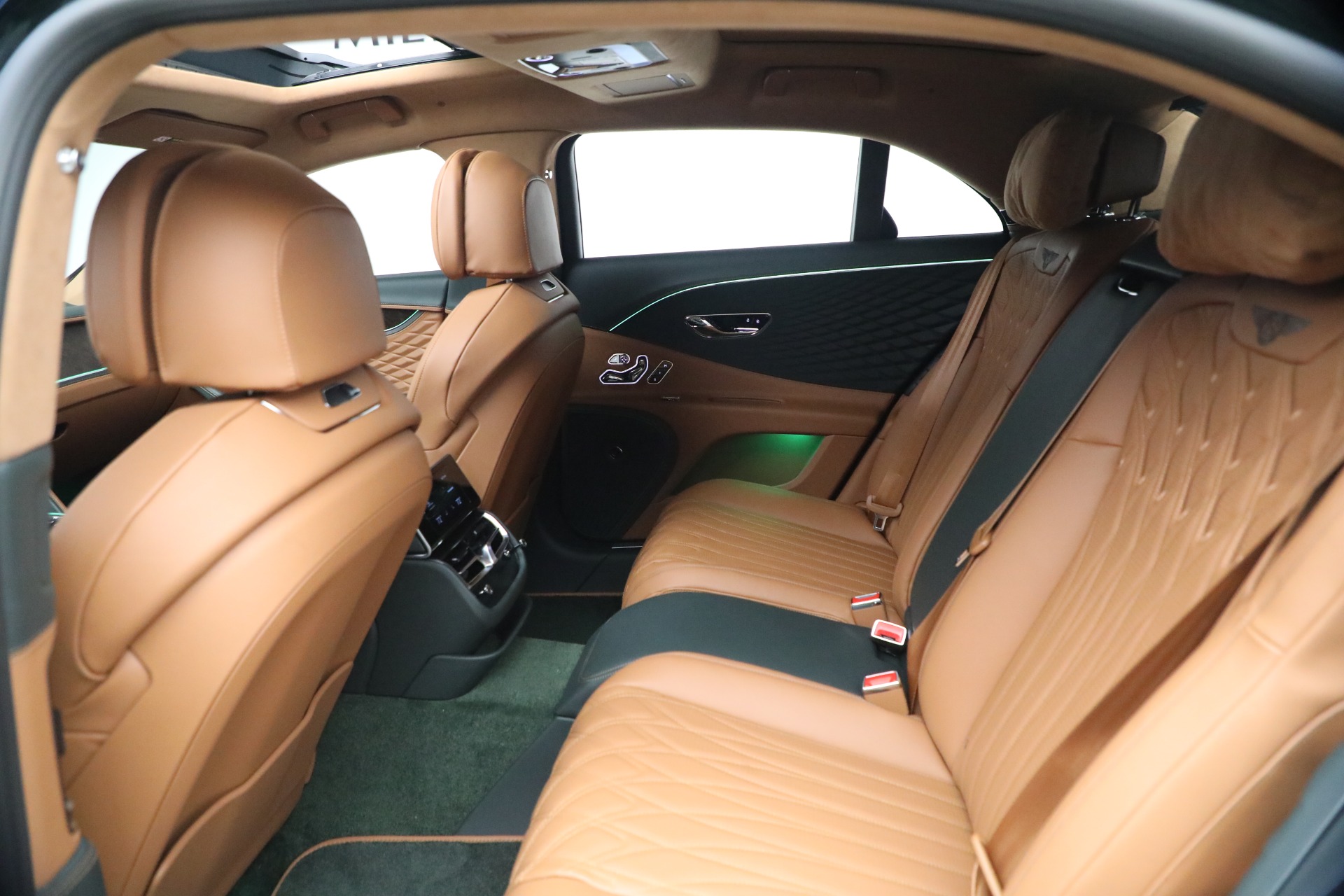 New-2026-Bentley-Flying-Spur-Azure