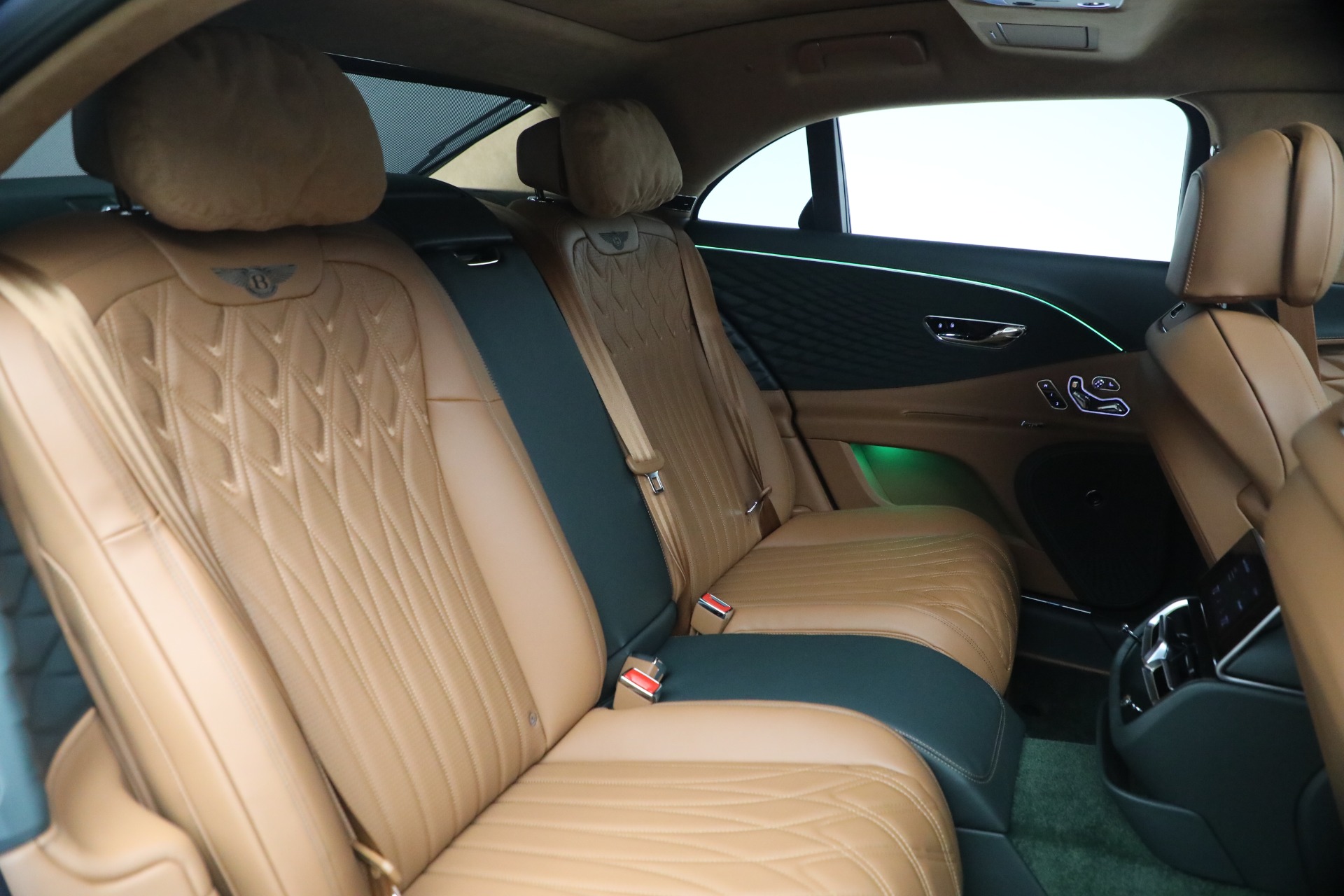 New-2026-Bentley-Flying-Spur-Azure