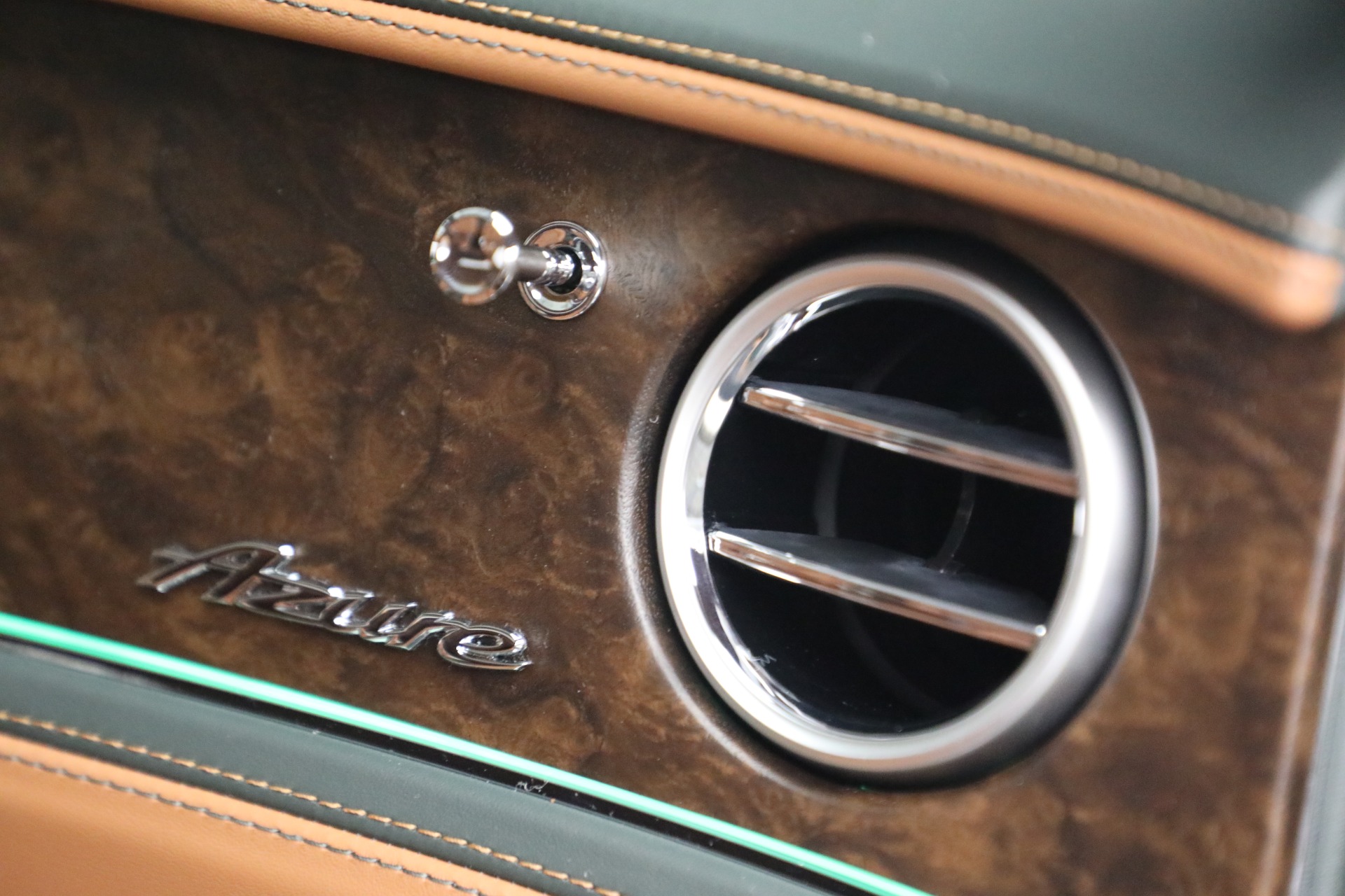 New-2026-Bentley-Flying-Spur-Azure