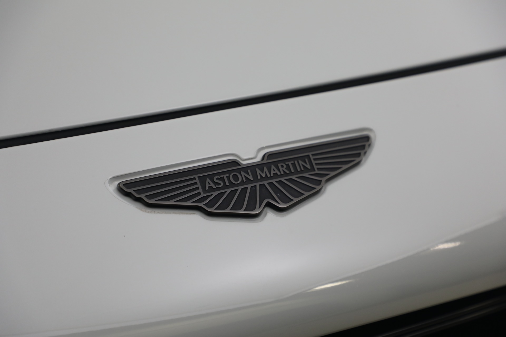 Used-2025-Aston-Martin-DBX-707